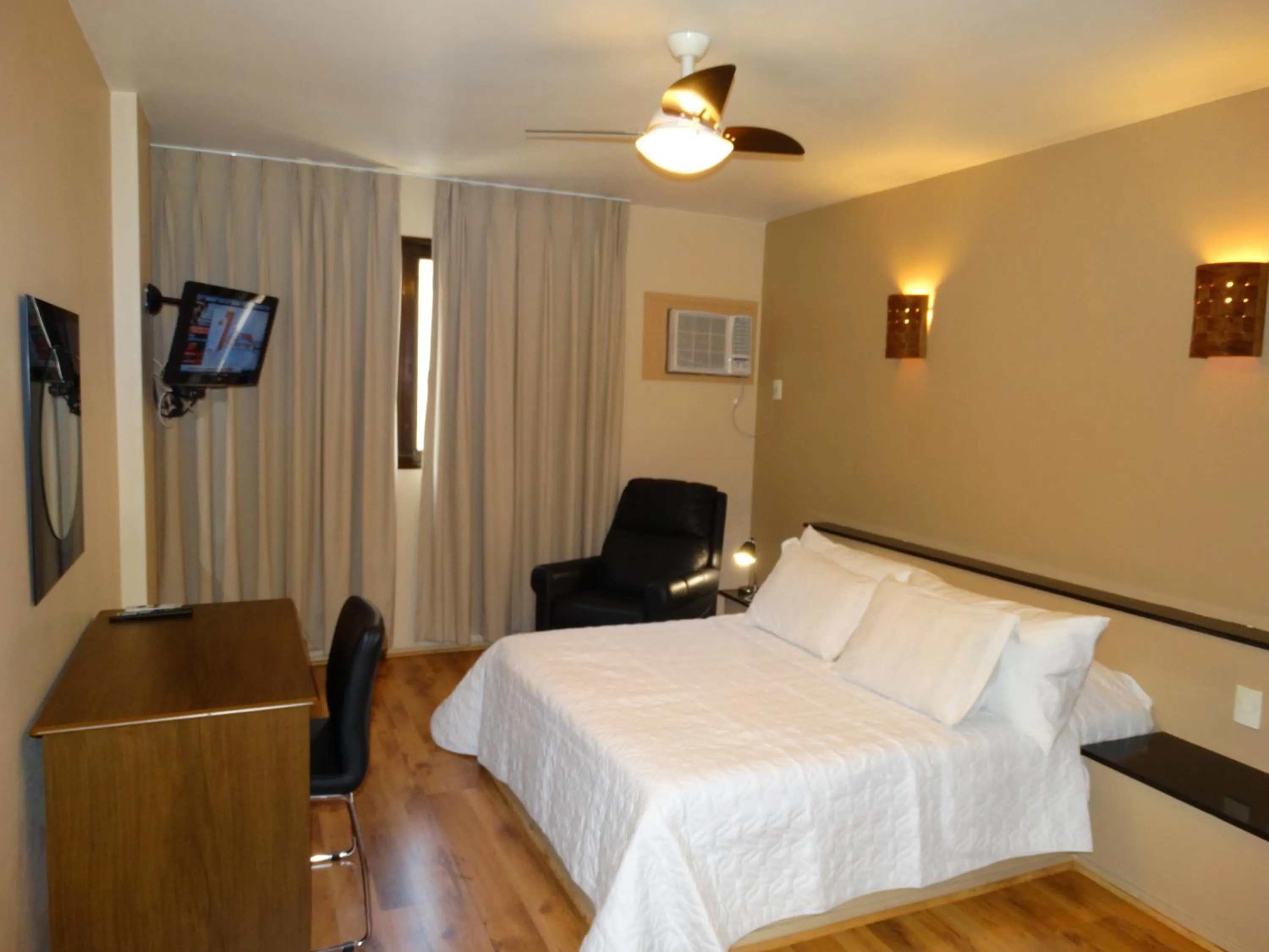 Standard Double Room in Niteroi Palace Hotel