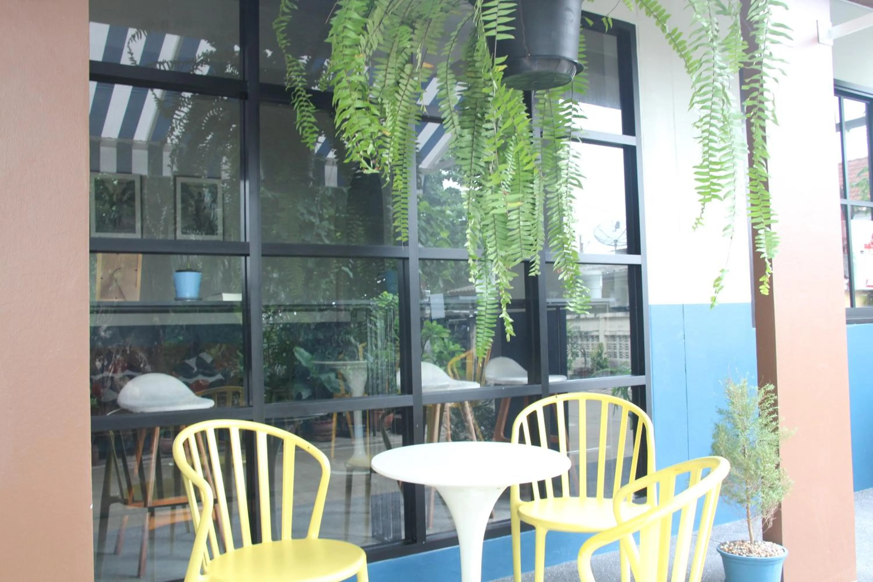 Twin Room with Private Bathroom in Yam Yen Hostel