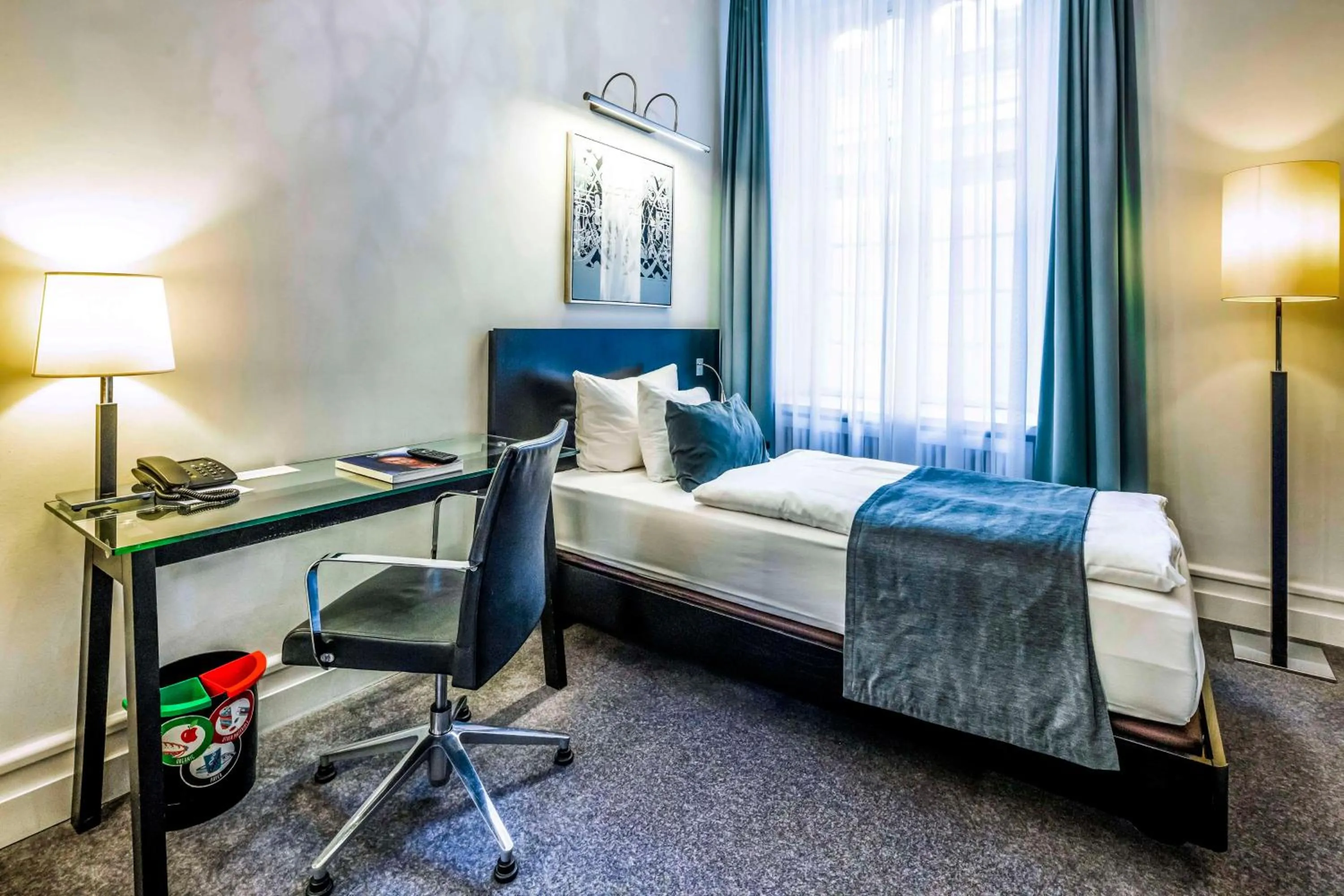 Small Single Room in Scandic Palace Hotel