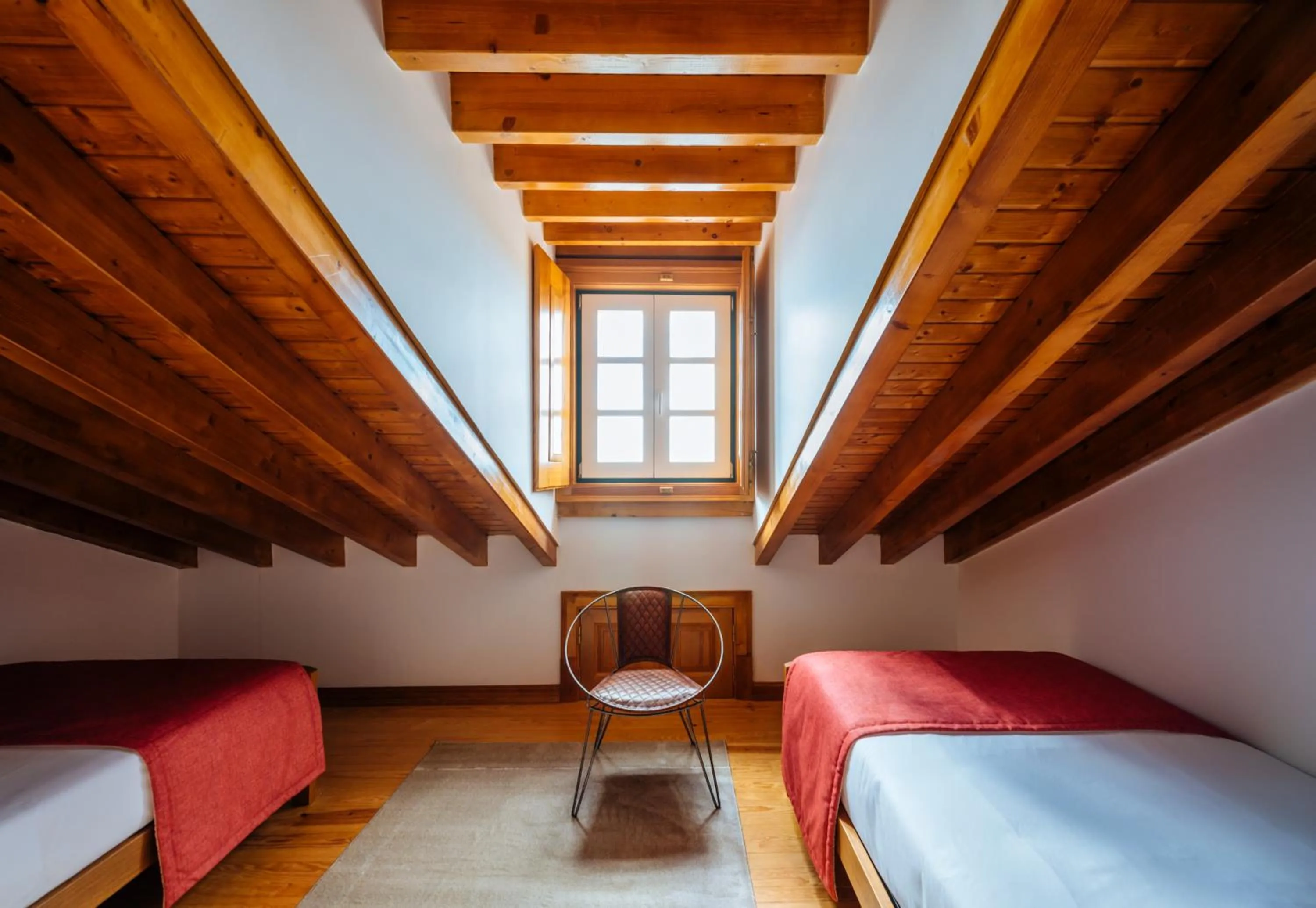 Quadruple Room with External Shared Bathroom in Varandas de Lisboa - Tejo River Apartments & Rooms