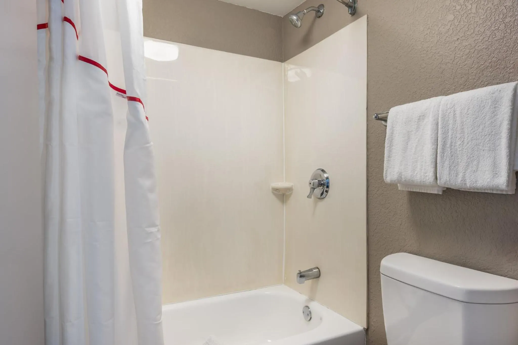 Standard Room with Two Double Beds Smoke Free in Red Roof Inn Virginia Beach