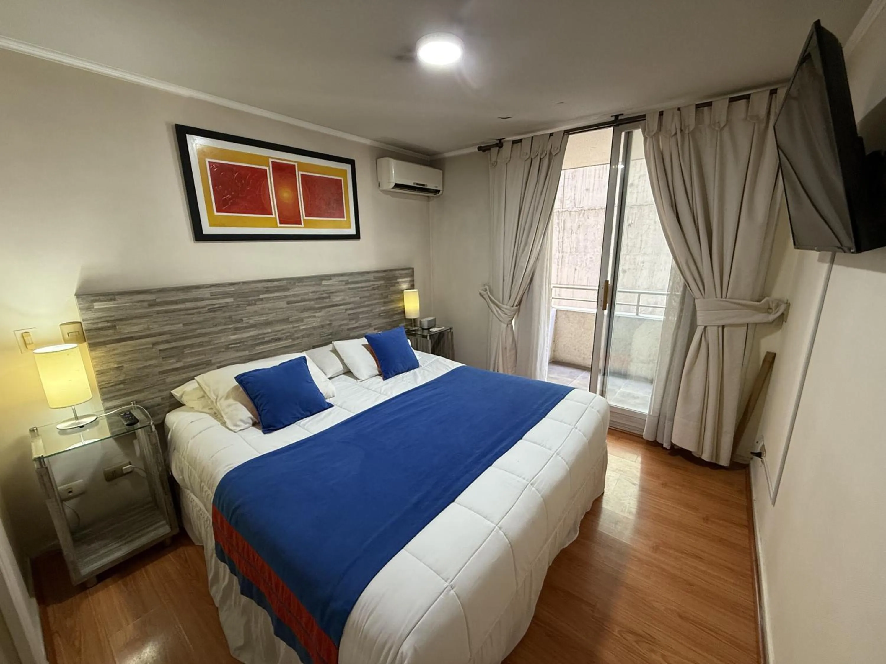One-Bedroom Apartment (3 Adults) in VR Suite Santiago