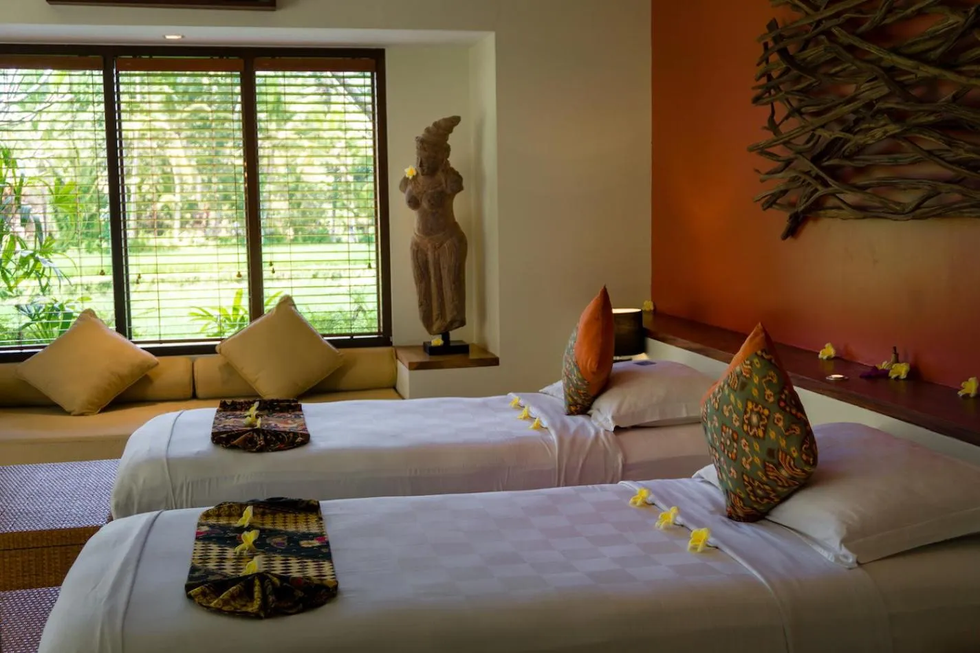 Lenso Deluxe Double Room with Rice Field View in Villa Sabandari