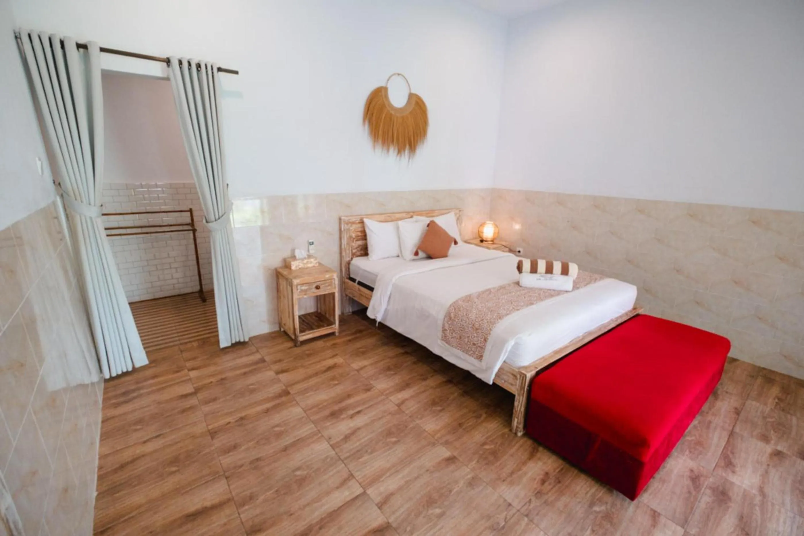 Double Room with Garden View in Agung Wiwin Homestay & Restaurant