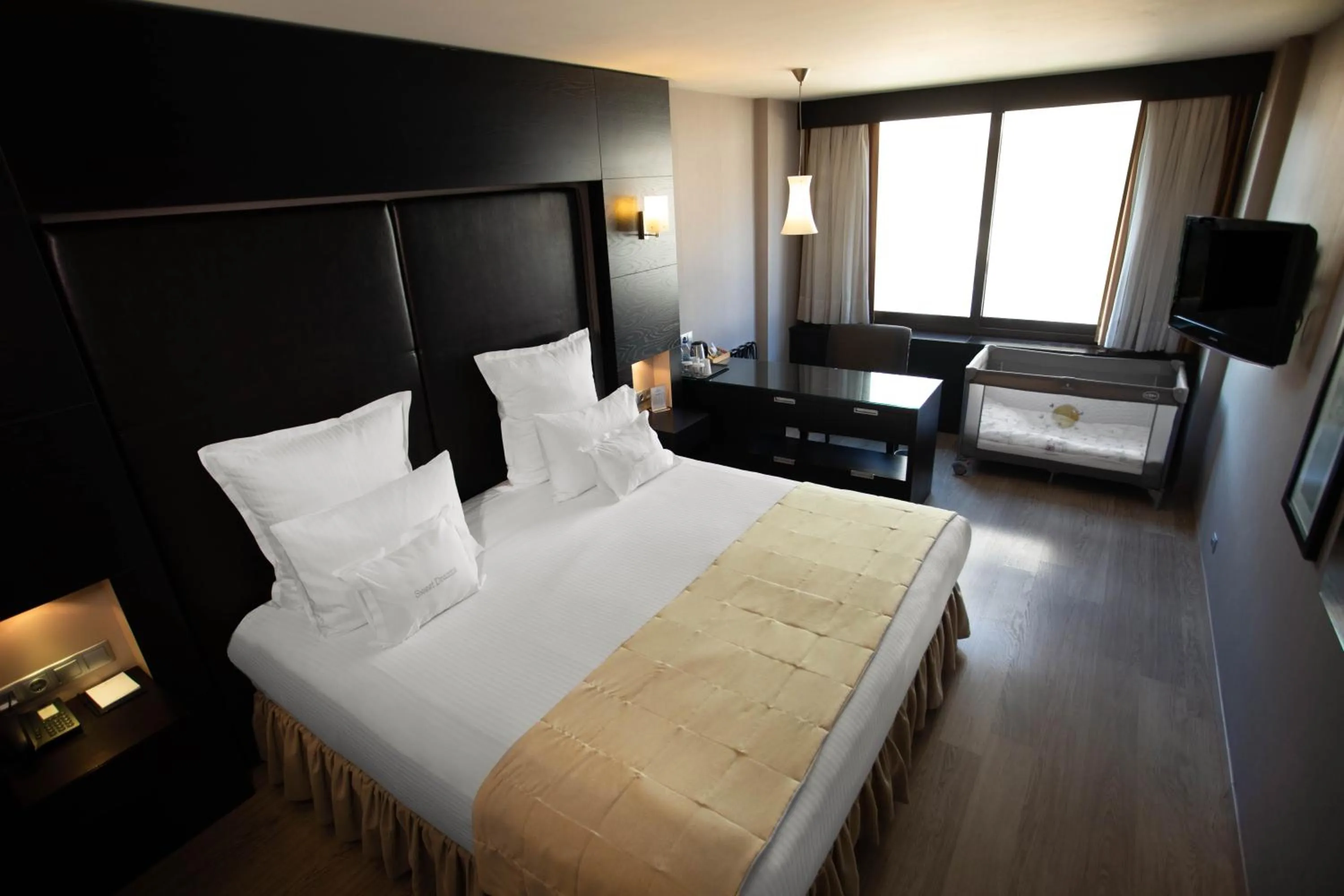 Standard Deluxe Room with City View  in Kalyon Hotel Istanbul