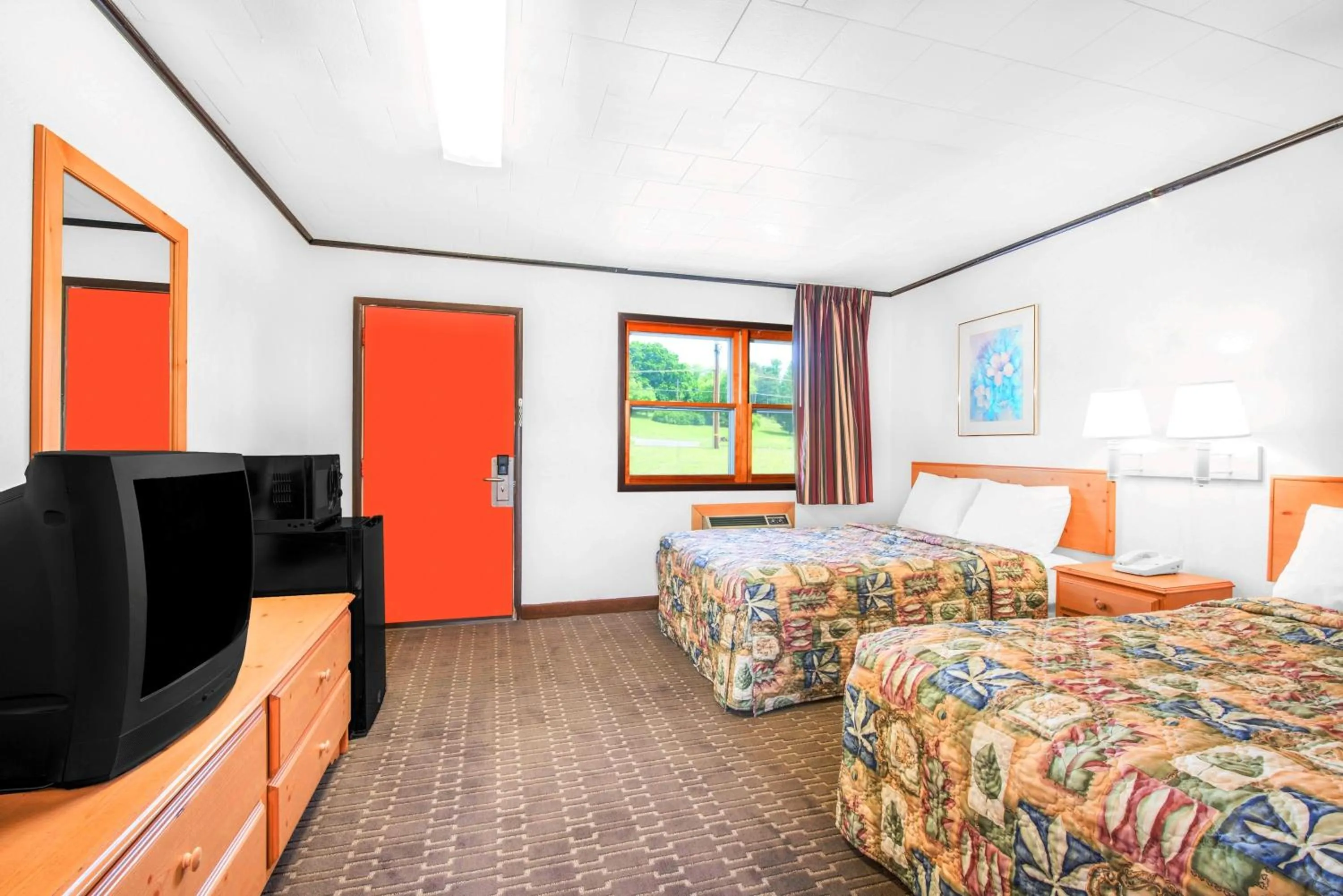 Double Room with Two Double Beds - Non-Smoking in Knights Inn Pine Grove