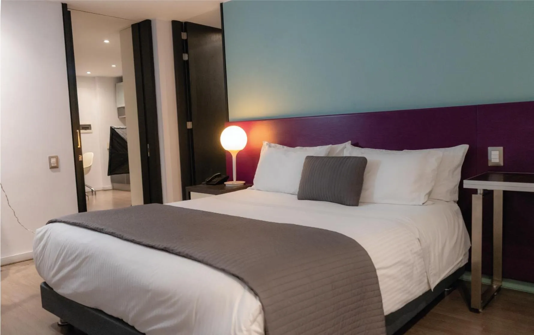 Two-Bedroom Suite in Central Apartamentos Bogotá