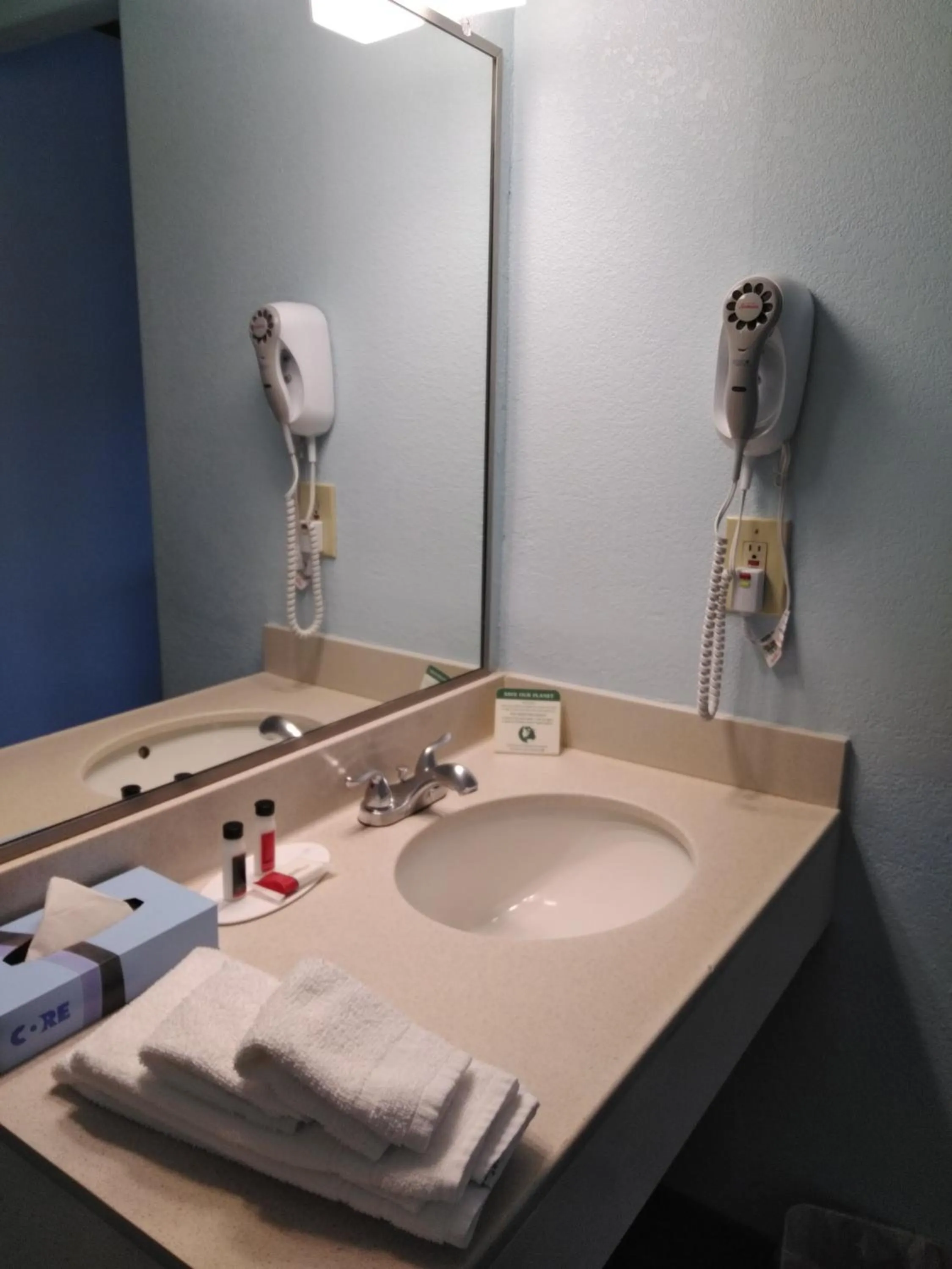 Deluxe Queen Room with Two Queen Beds - Non-Smoking in Travelodge by Wyndham Bishop