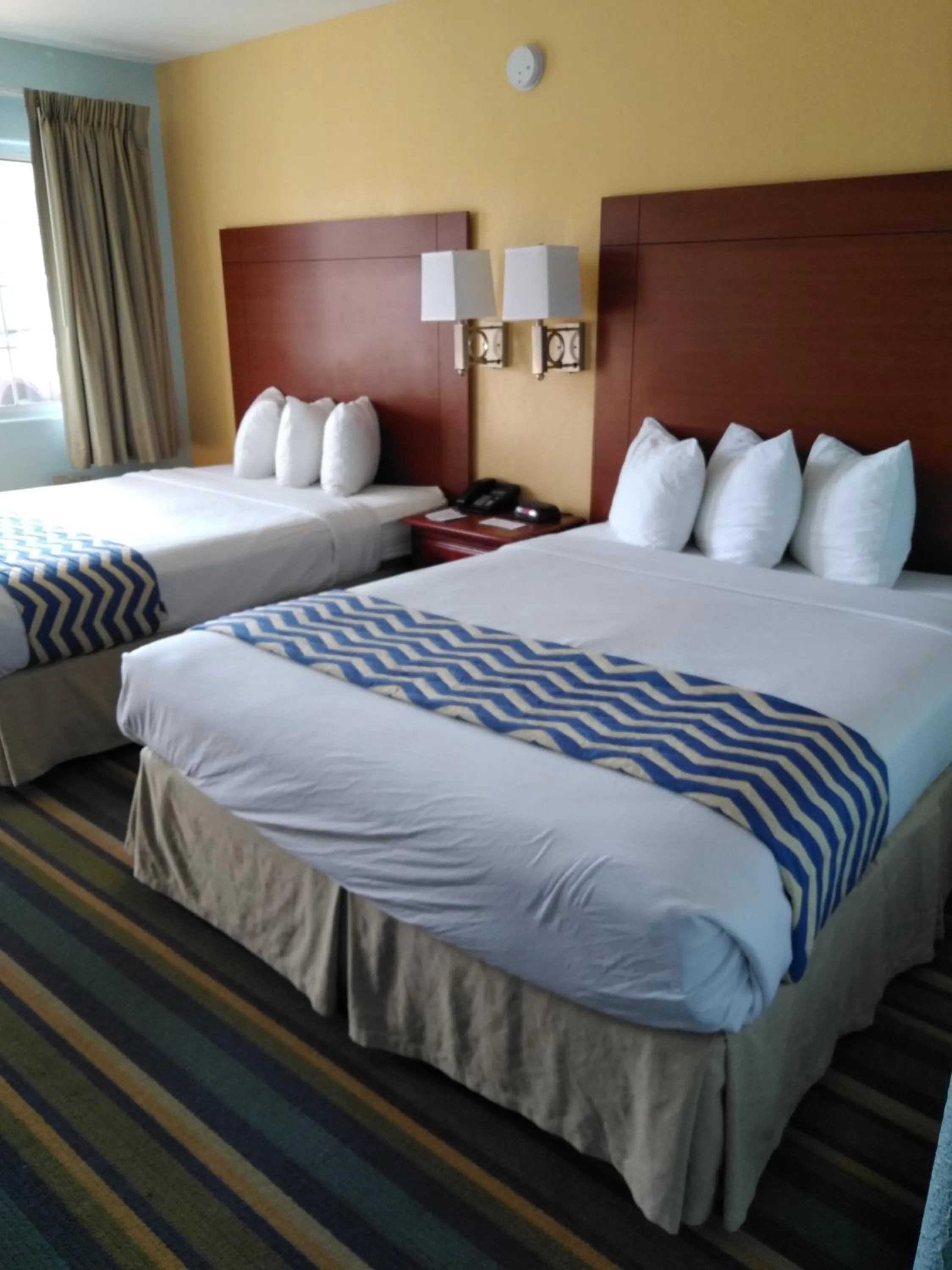 Queen Room with Two Queen Beds - Disability Access/Non-Smoking in Travelodge by Wyndham Bishop