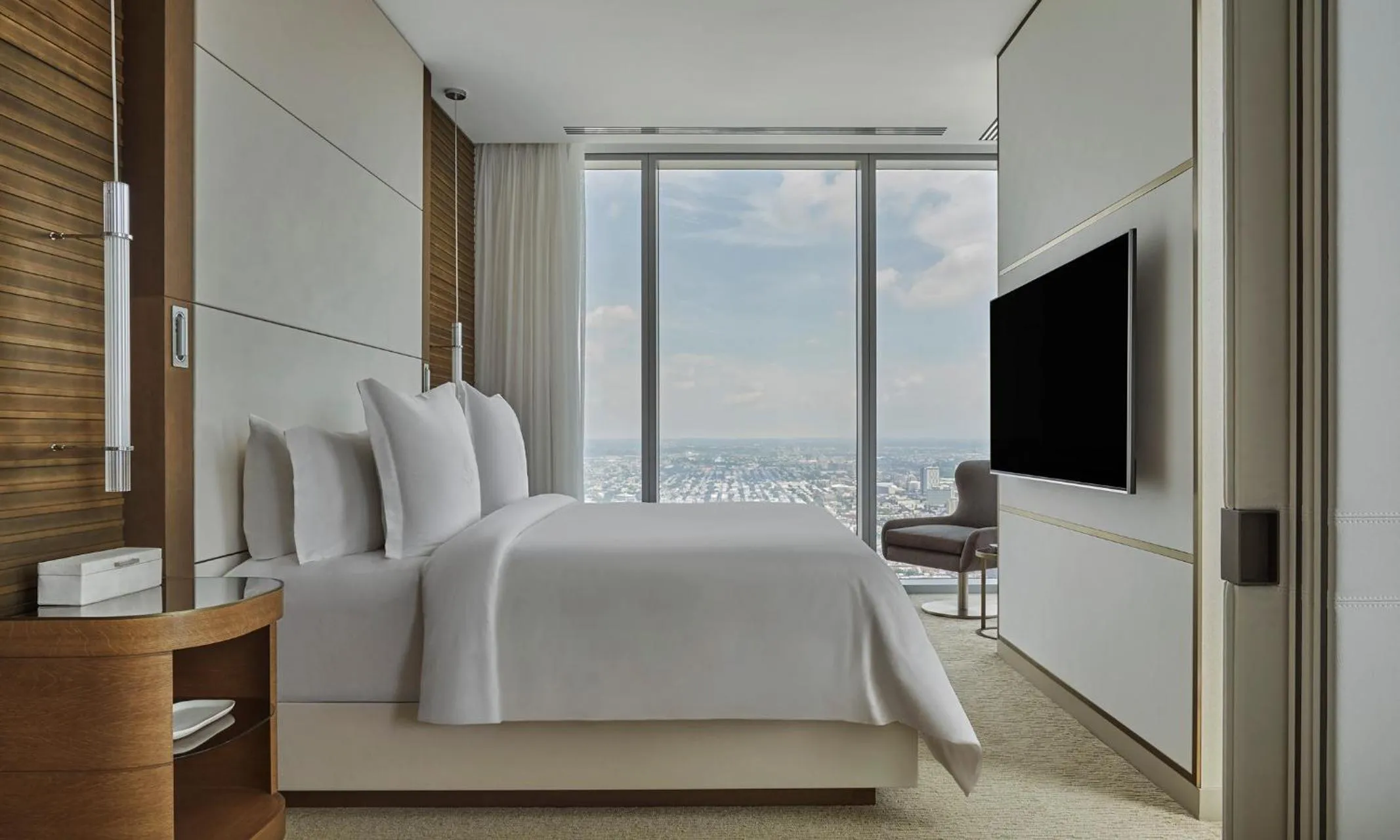 Landmark Corner One Bedroom King Suite in Four Seasons Hotel Philadelphia at Comcast Center