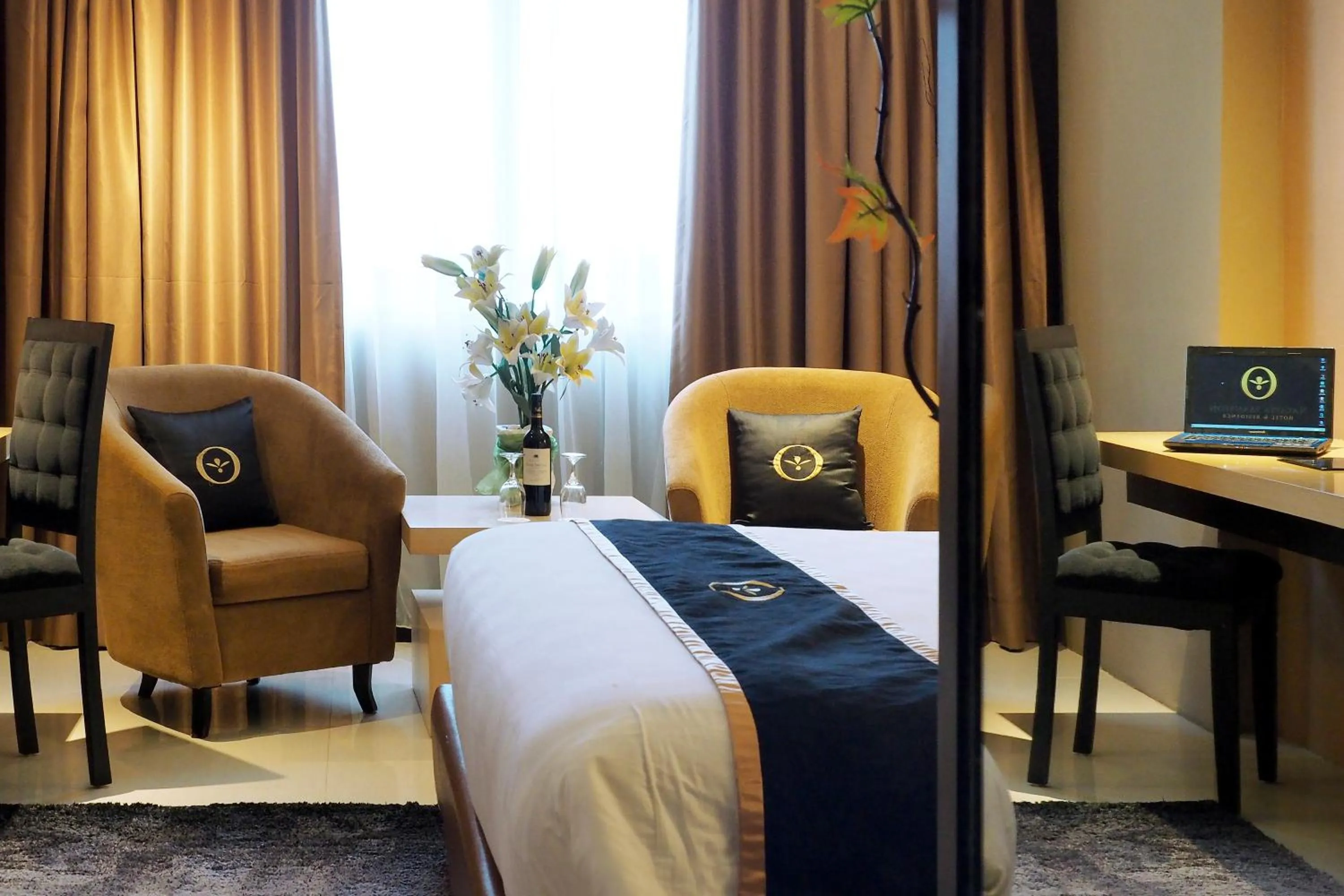 Executive Deluxe Double or Twin Room in Nagoya Mansion Hotel and Residence