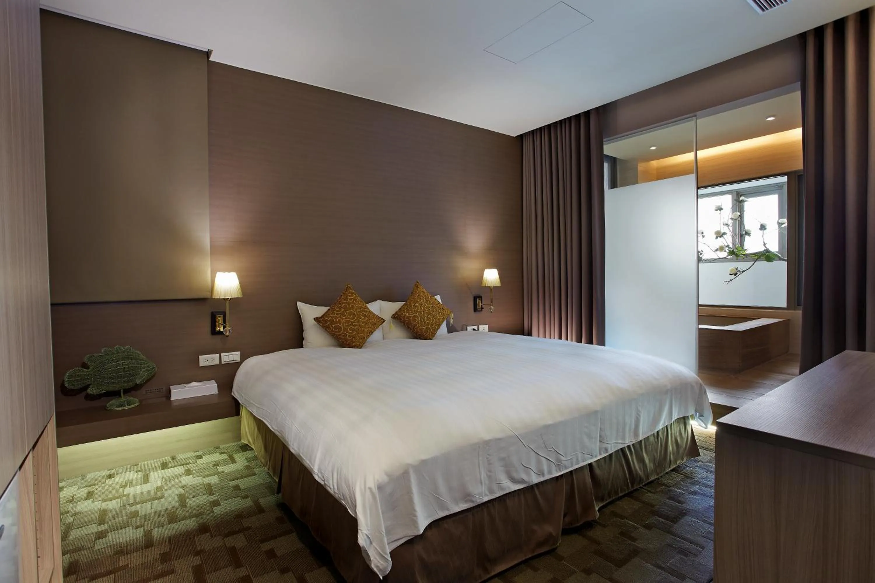 Deluxe Double Room in Micasa Hotel