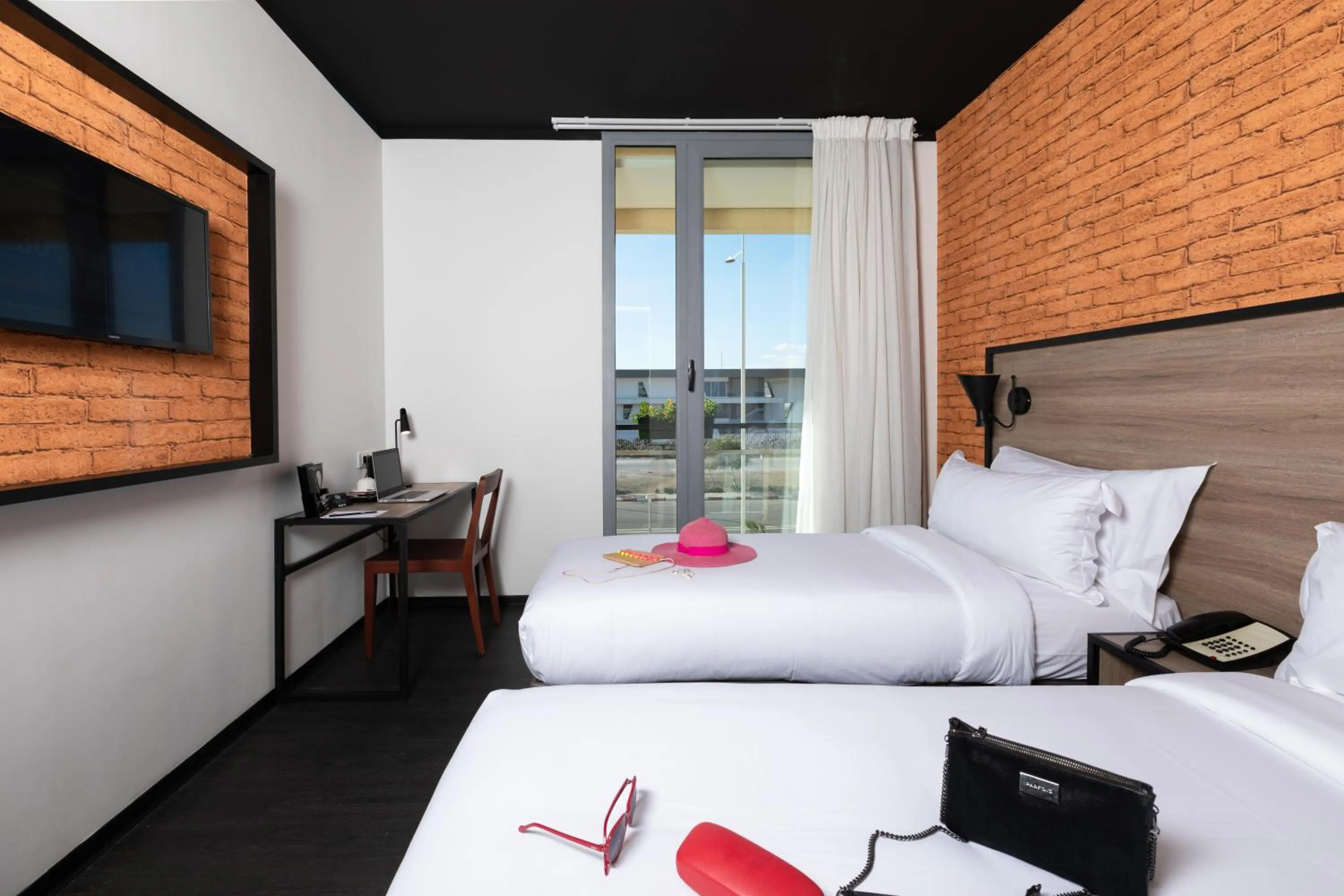 Twin Room with Balcony in ONOMO Airport Casablanca