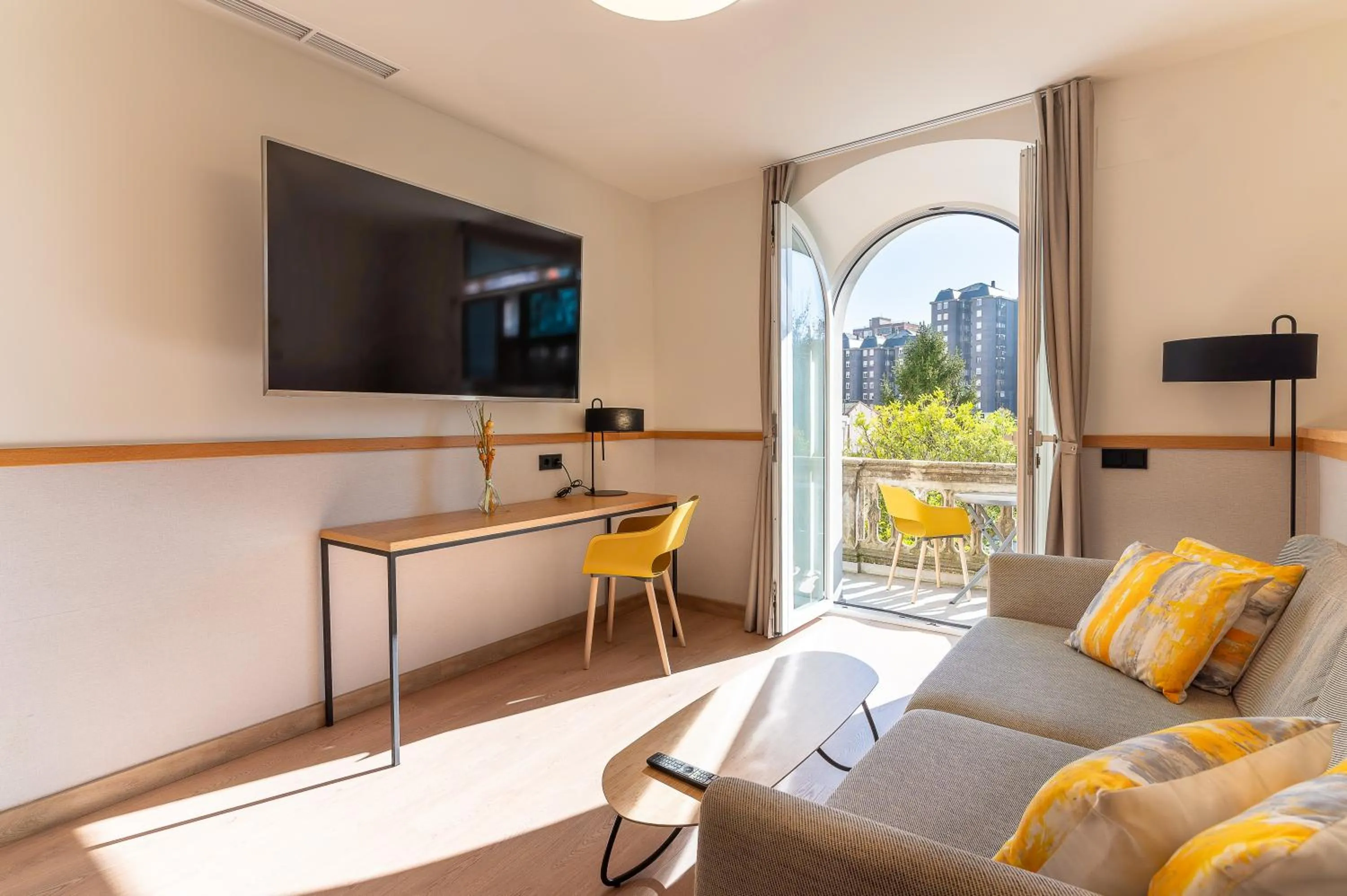 Junior Suite with Terrace in Sercotel El Balcón de la Bahía Suites