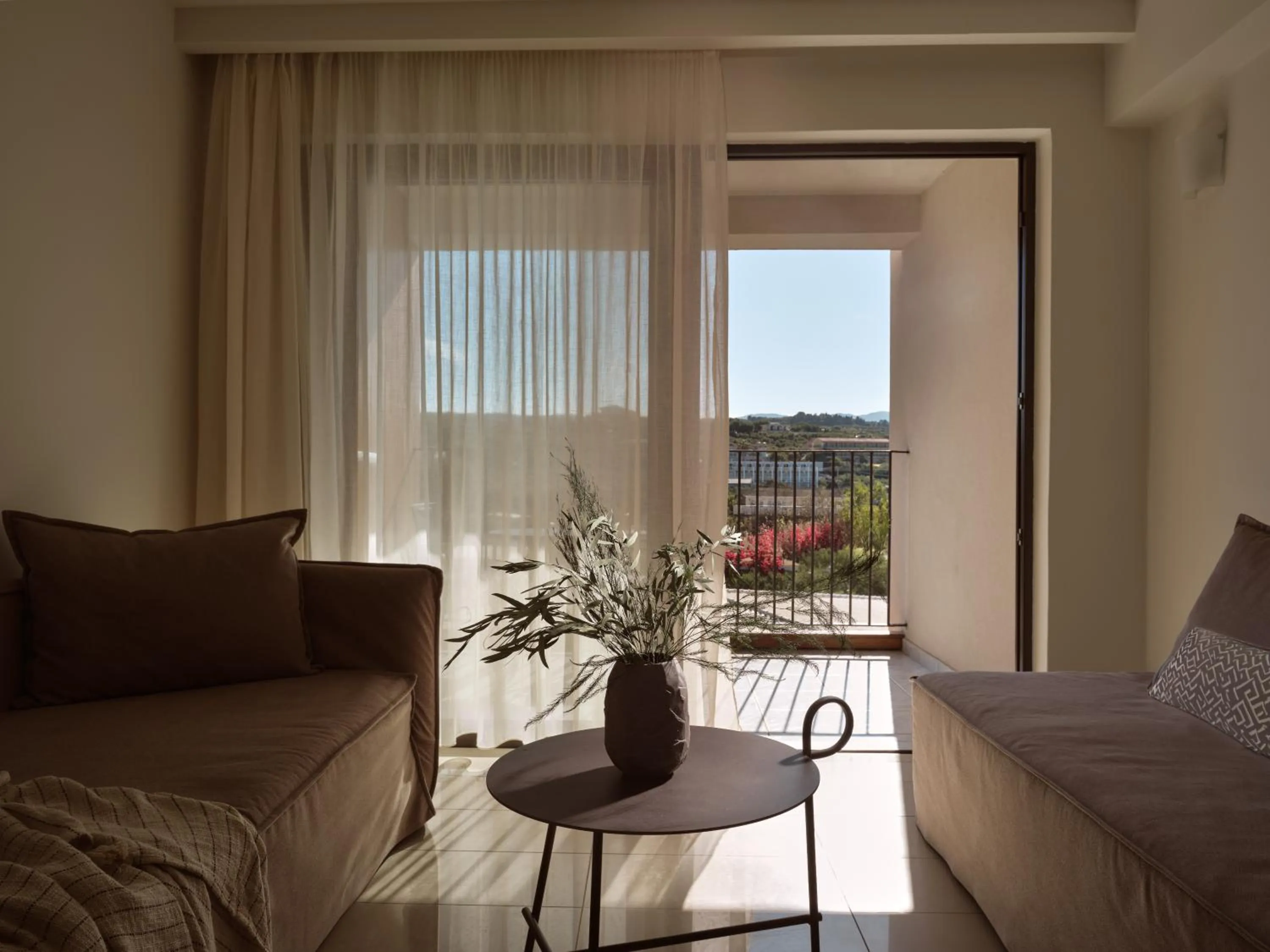 Premium One Bedroom Suite in Planos Hotel