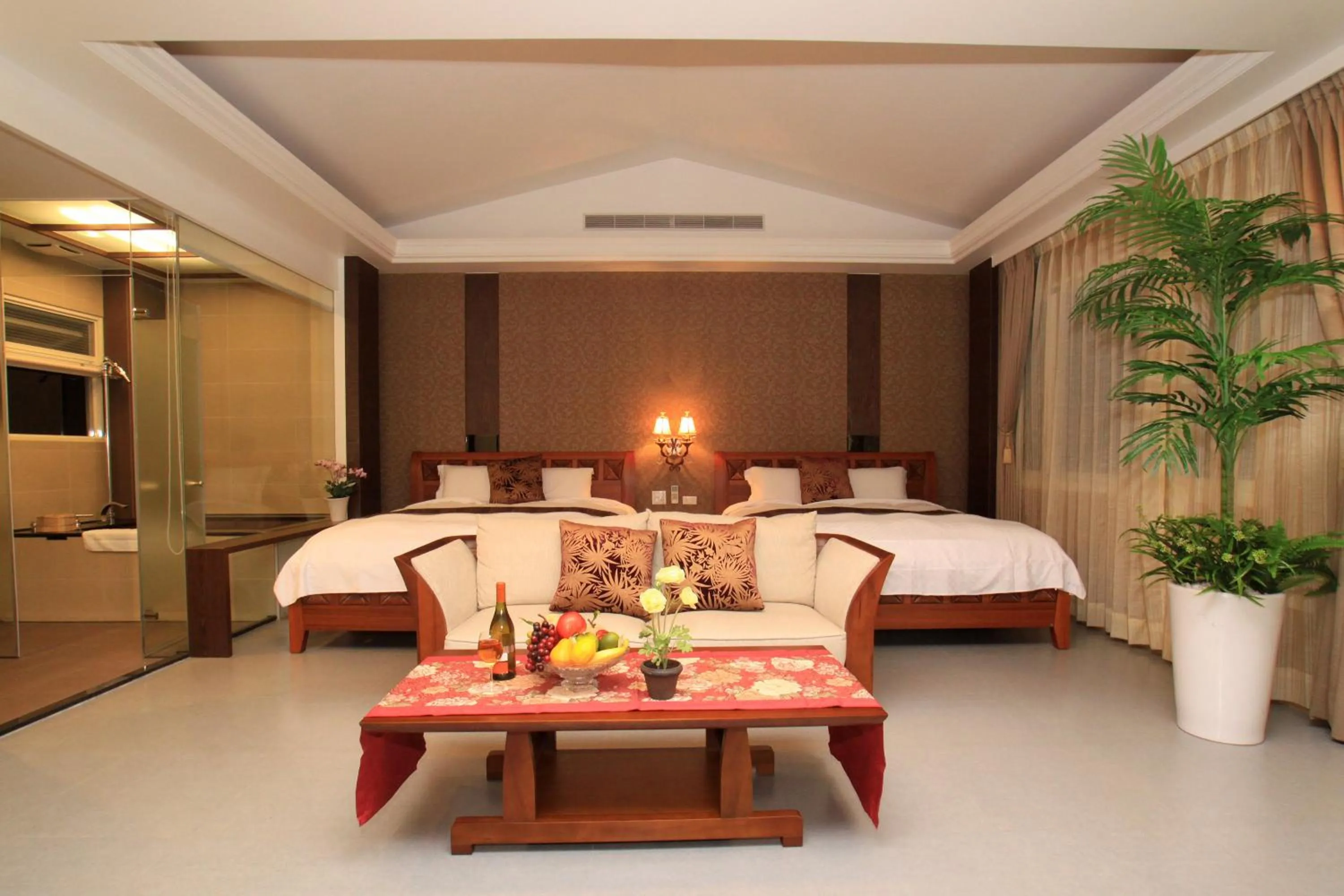 Family Room in Spring Fountain Hotel