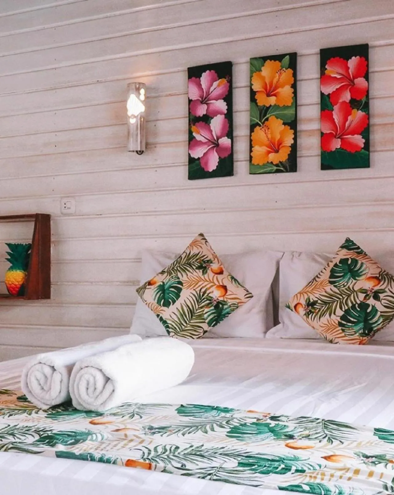 Queen Room with Balcony in Voodoo Gili