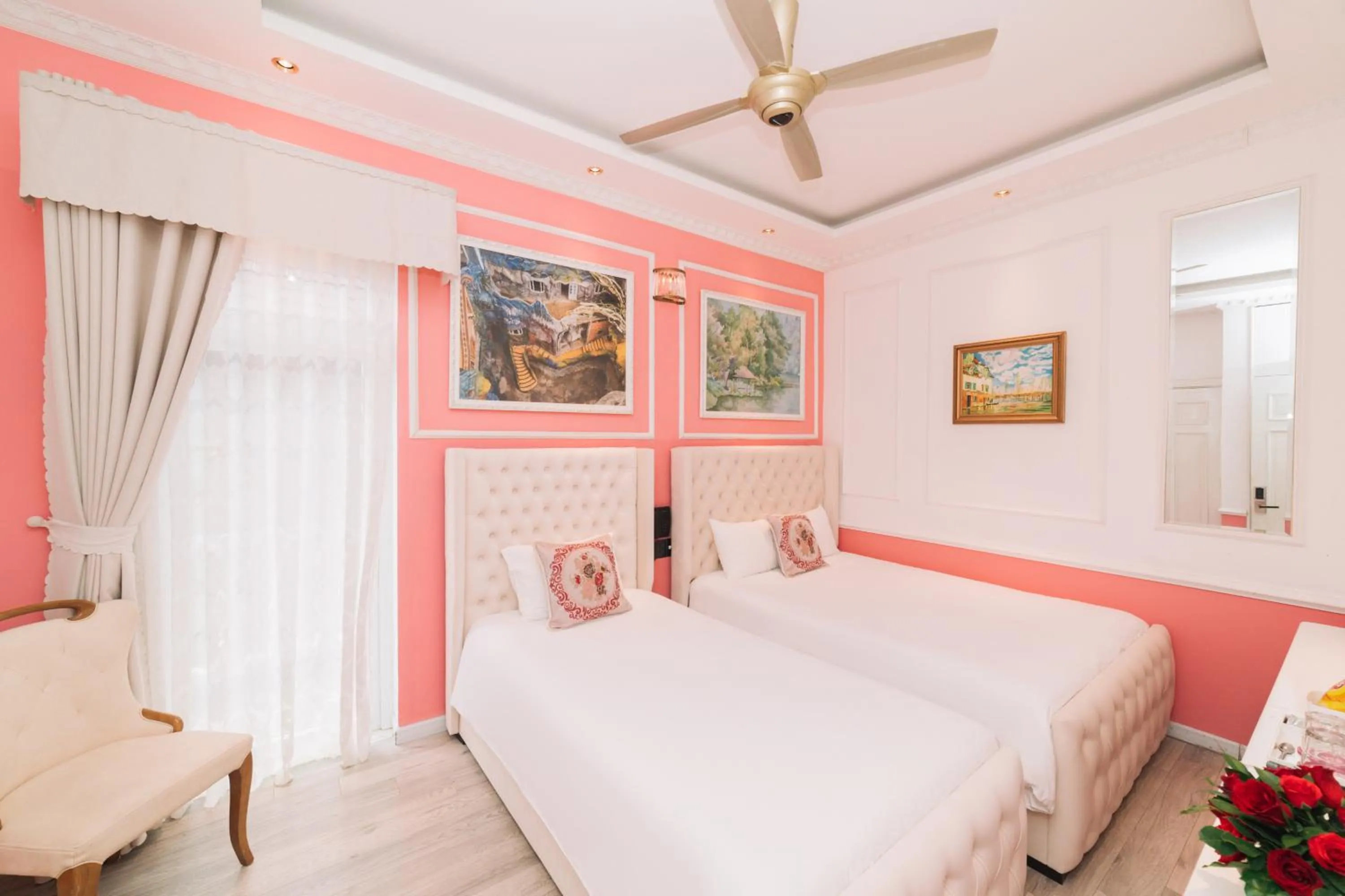Twin Room with Balcony in Dalat Boutique Hotel
