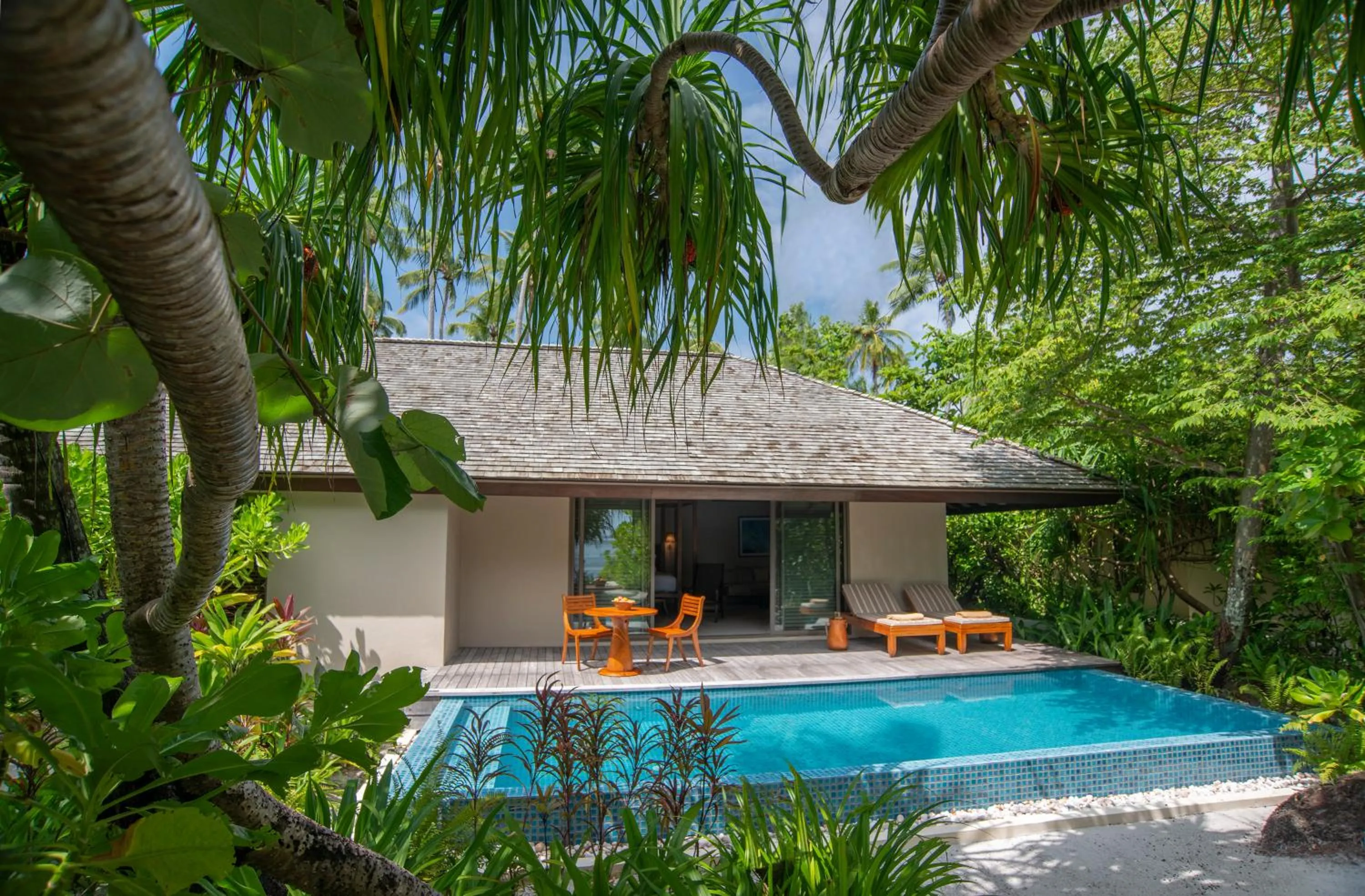 Deluxe Bungalow in The Residence Maldives at Dhigurah