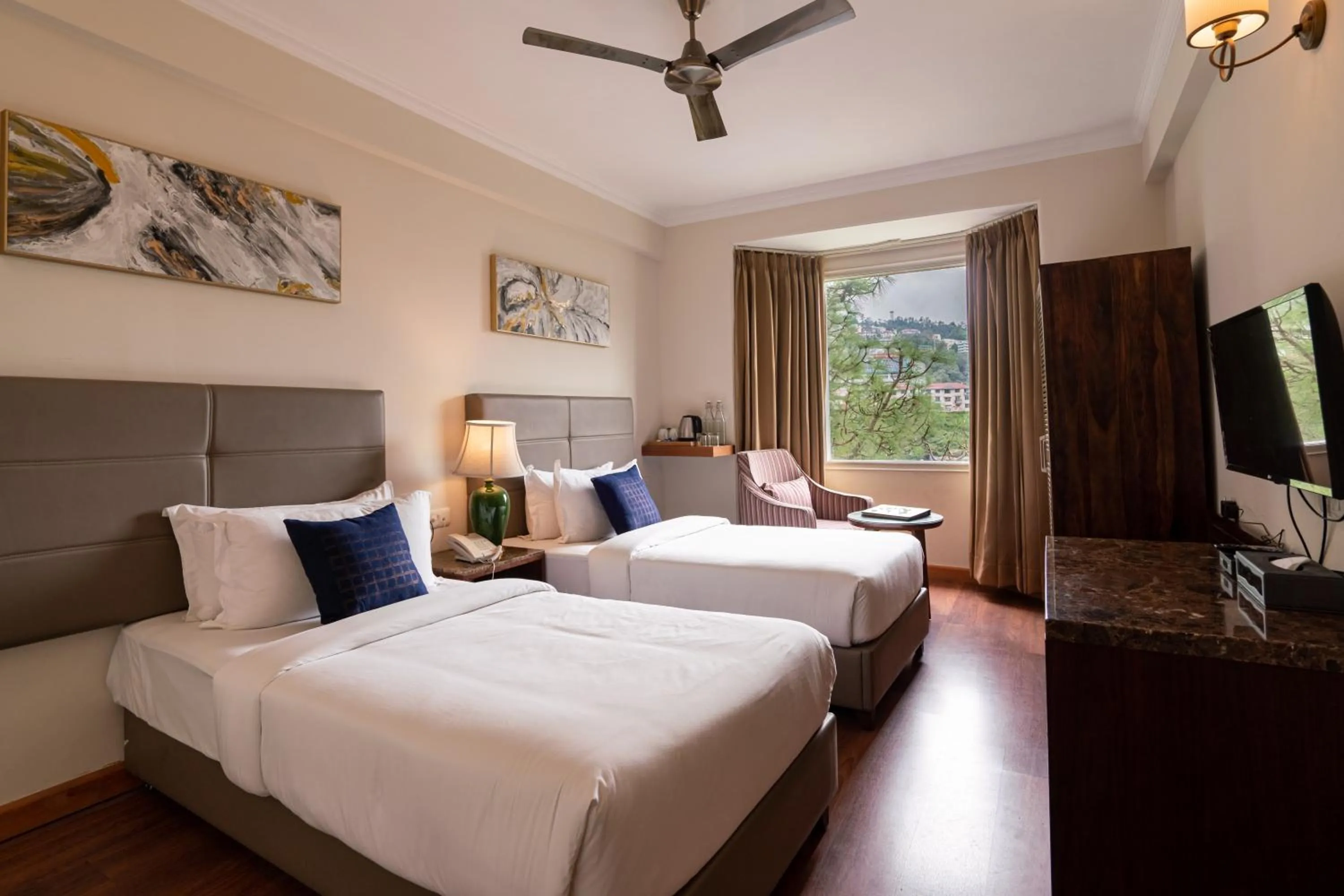 Deluxe Twin Room ( View Room) in 8fold by LaRiSa