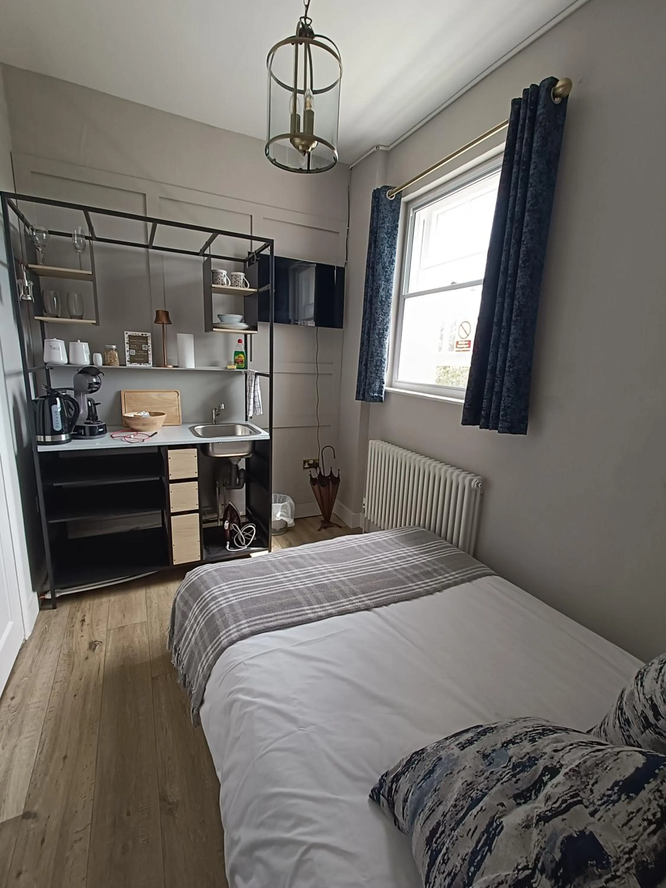 Single Room with Garden View in Rooms on The Prom