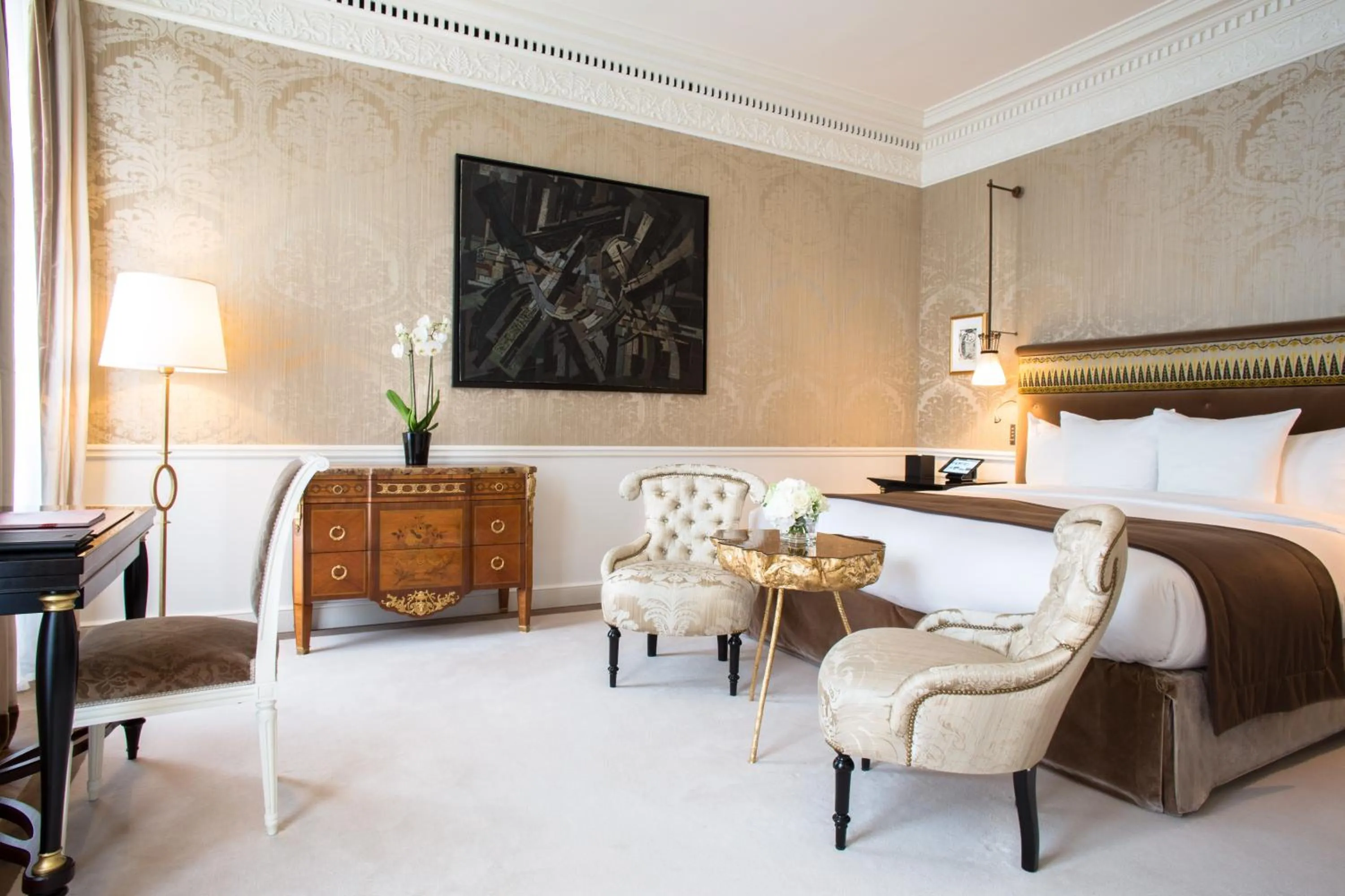 Premier Room in La Réserve Paris Hotel & Spa