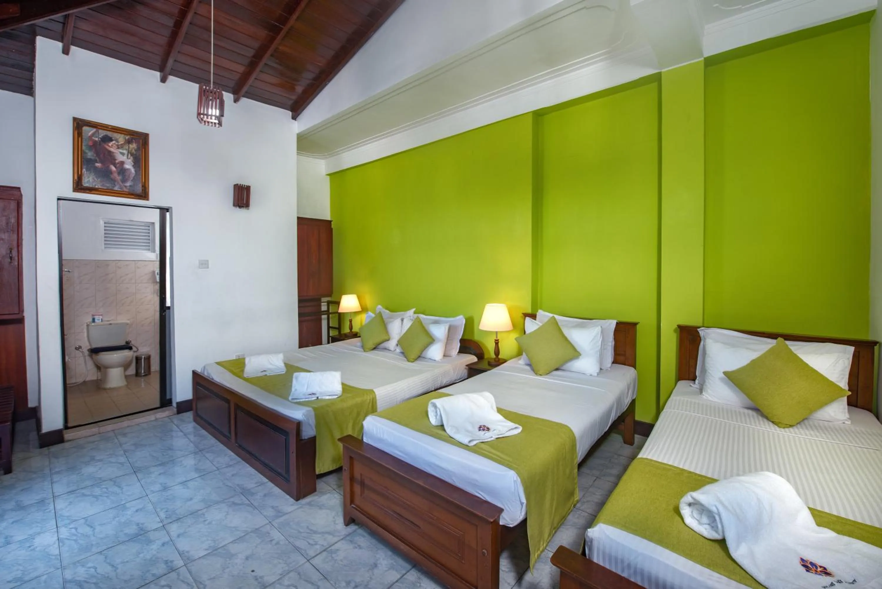 Family Room in Ceyloni Lake Residency