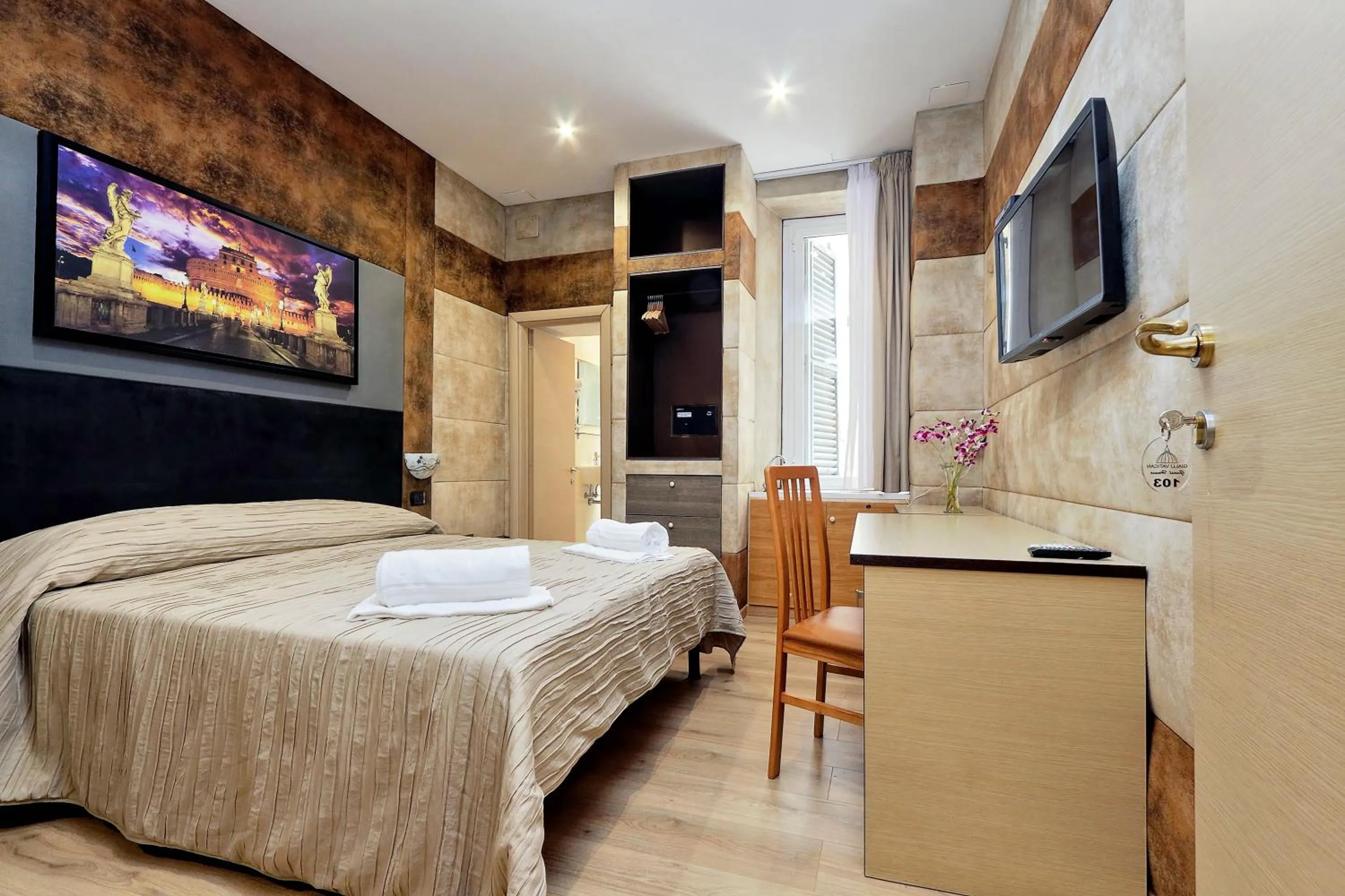 Superior Double Room in Gialli Vatican Guesthouse