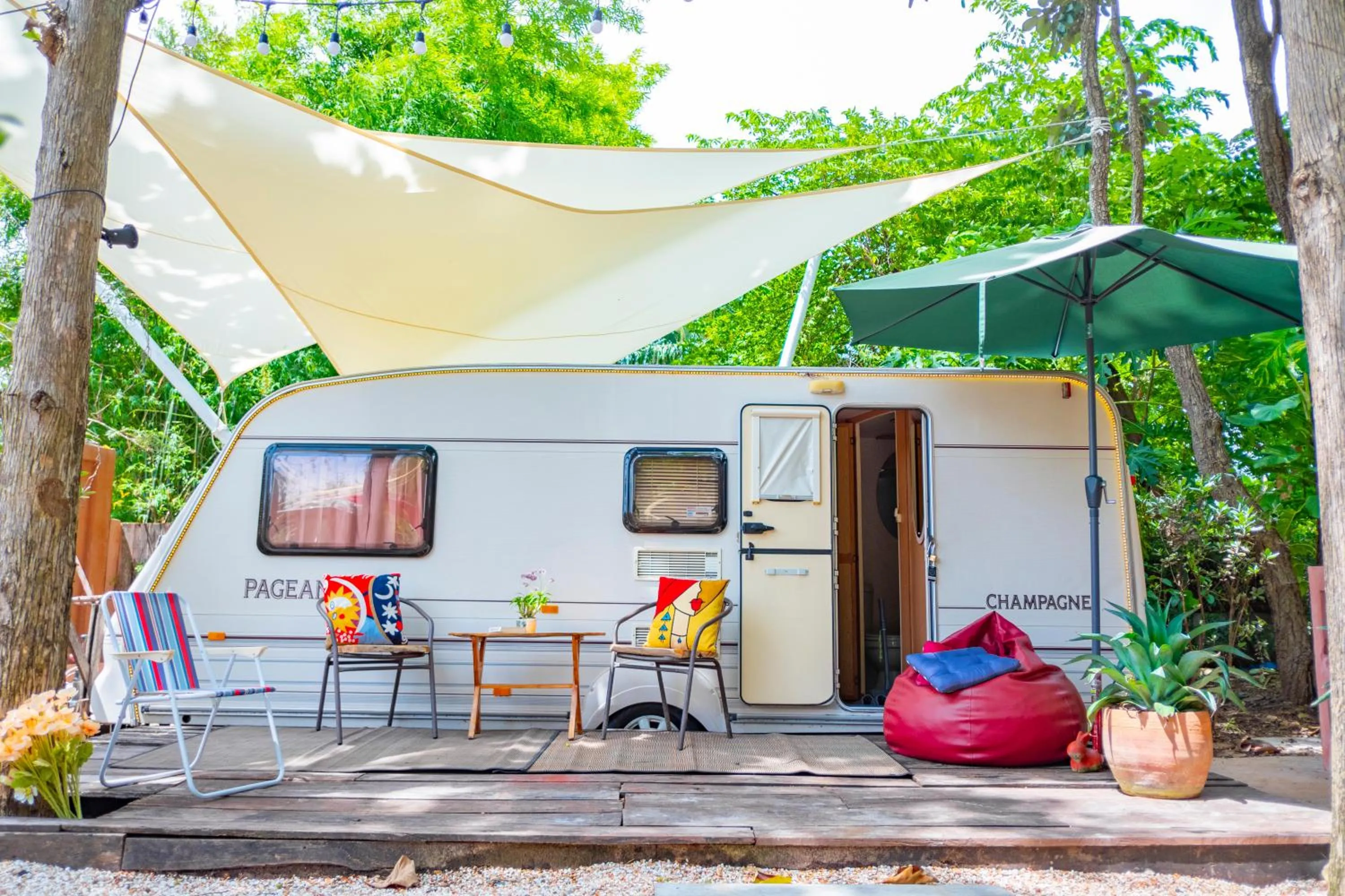 Small Caravan in TREX Buriram Boutique Hotel