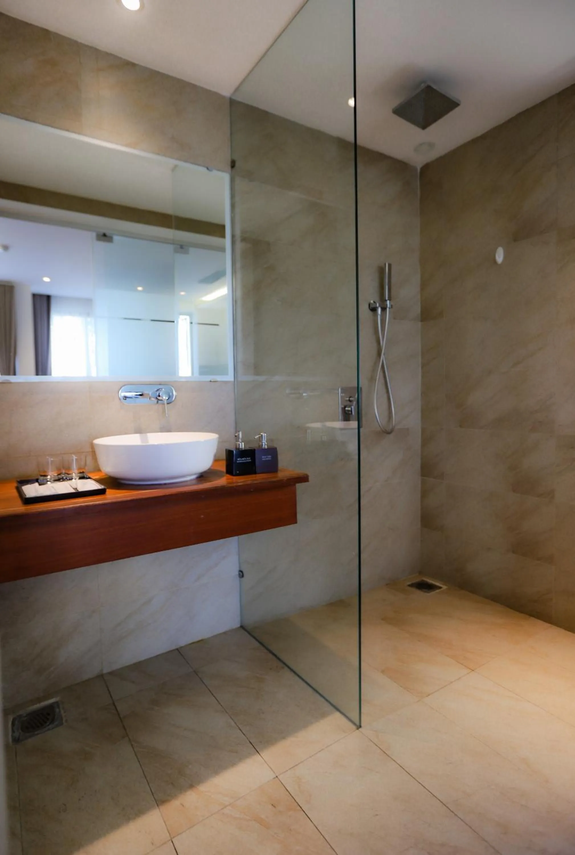 Apartment with Partial Sea View in K House Apartment Danang Beach