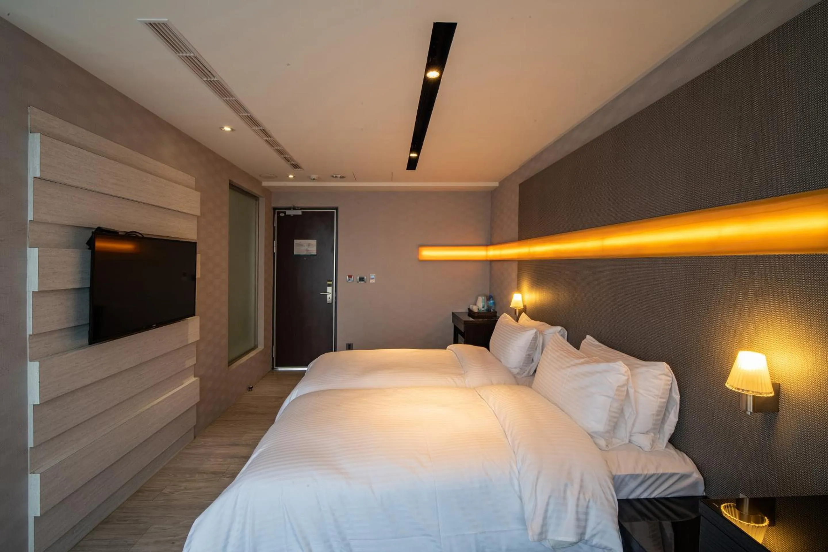 Deluxe Twin Room in Fengjia Hotel Bell