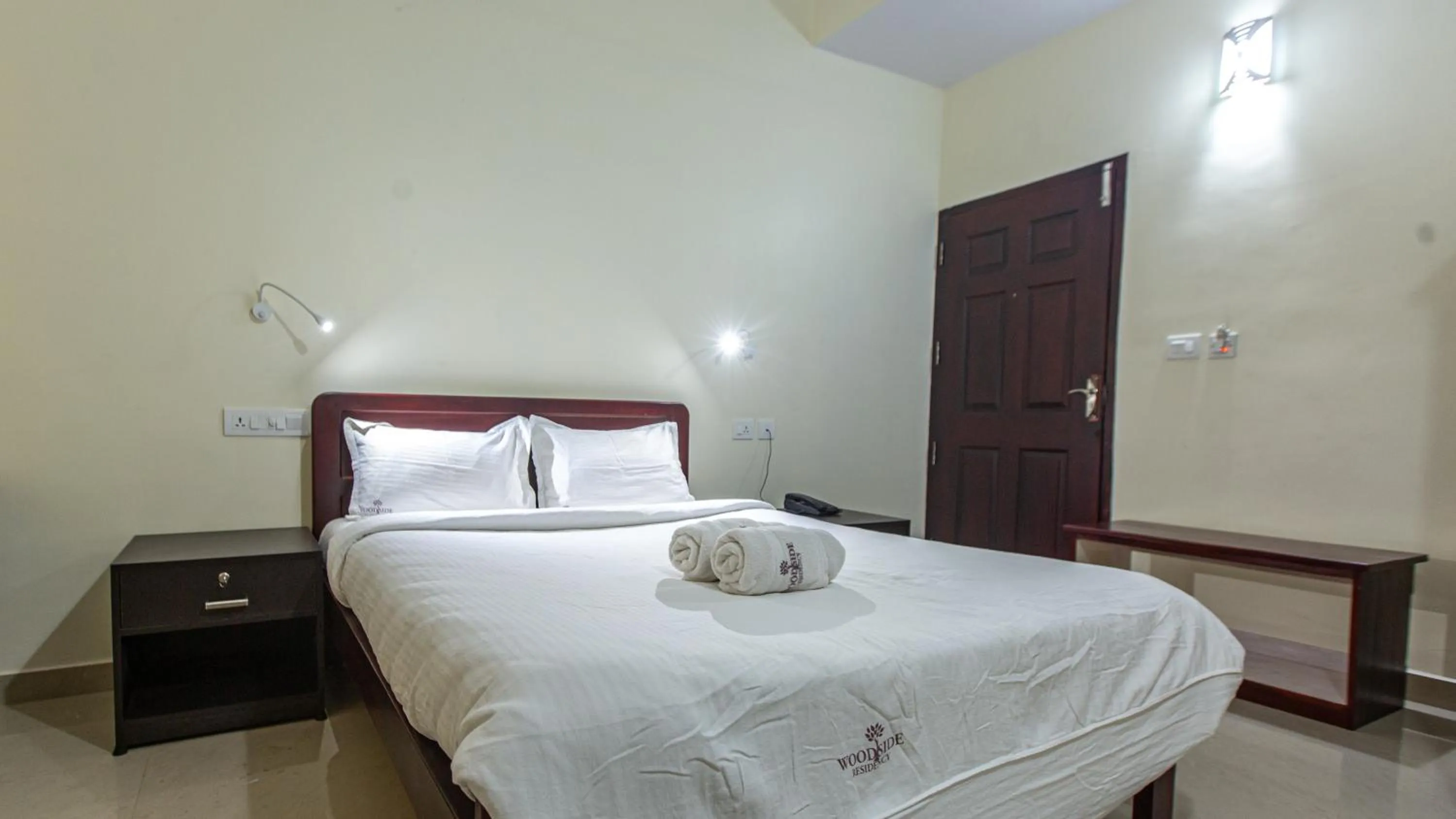 Executive Suite - single occupancy in Woodside residency