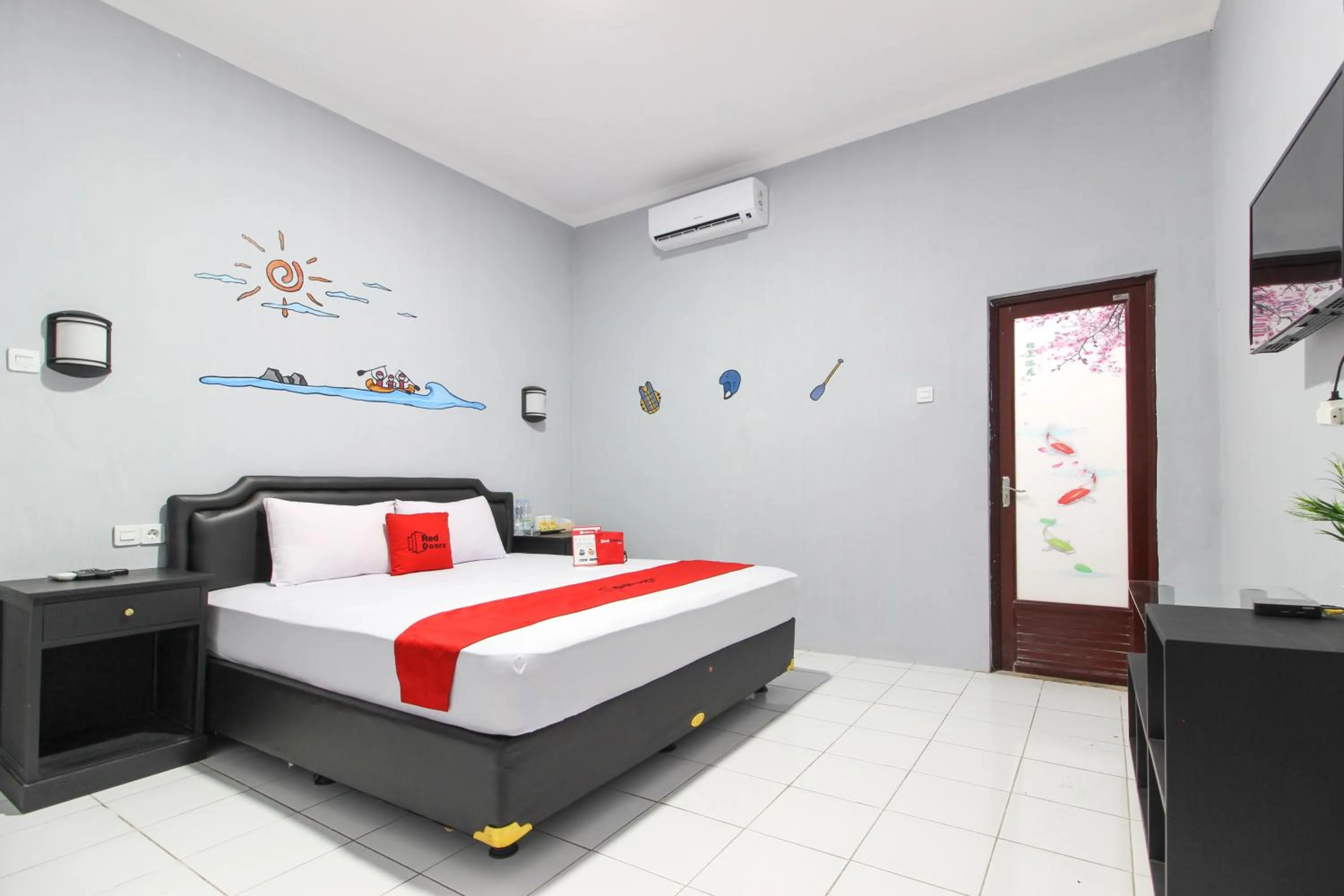 Deluxe Room in RedDoorz near Graha Saba UGM