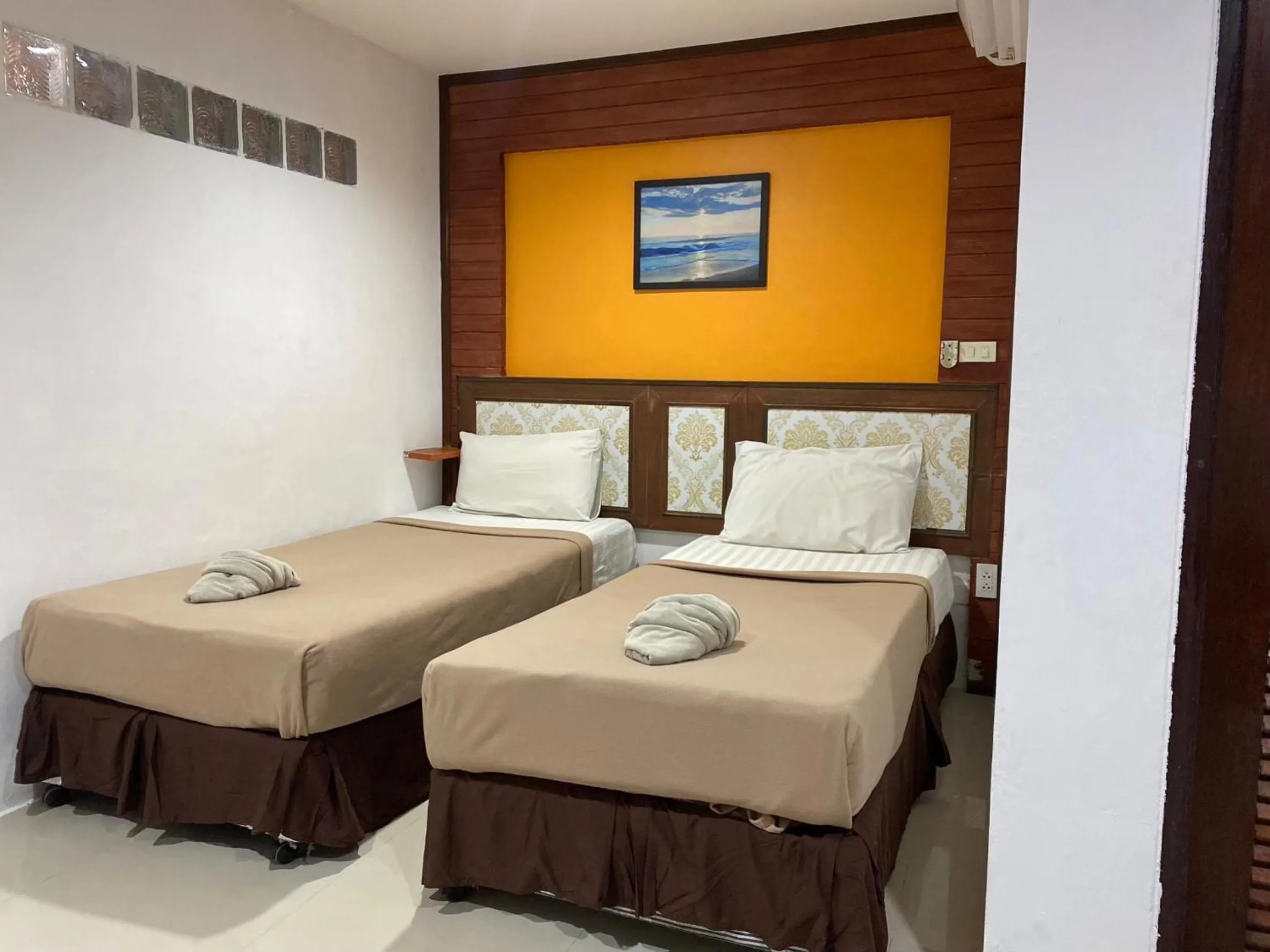 Standard Double or Twin Room in Sabai House