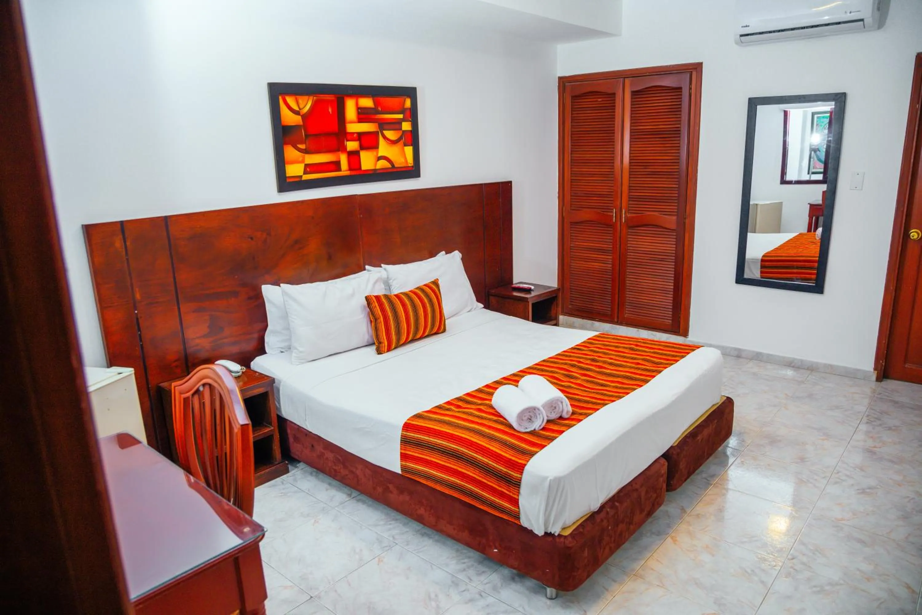 Double or Twin Room in TAMA Hotel Granada Real Cali