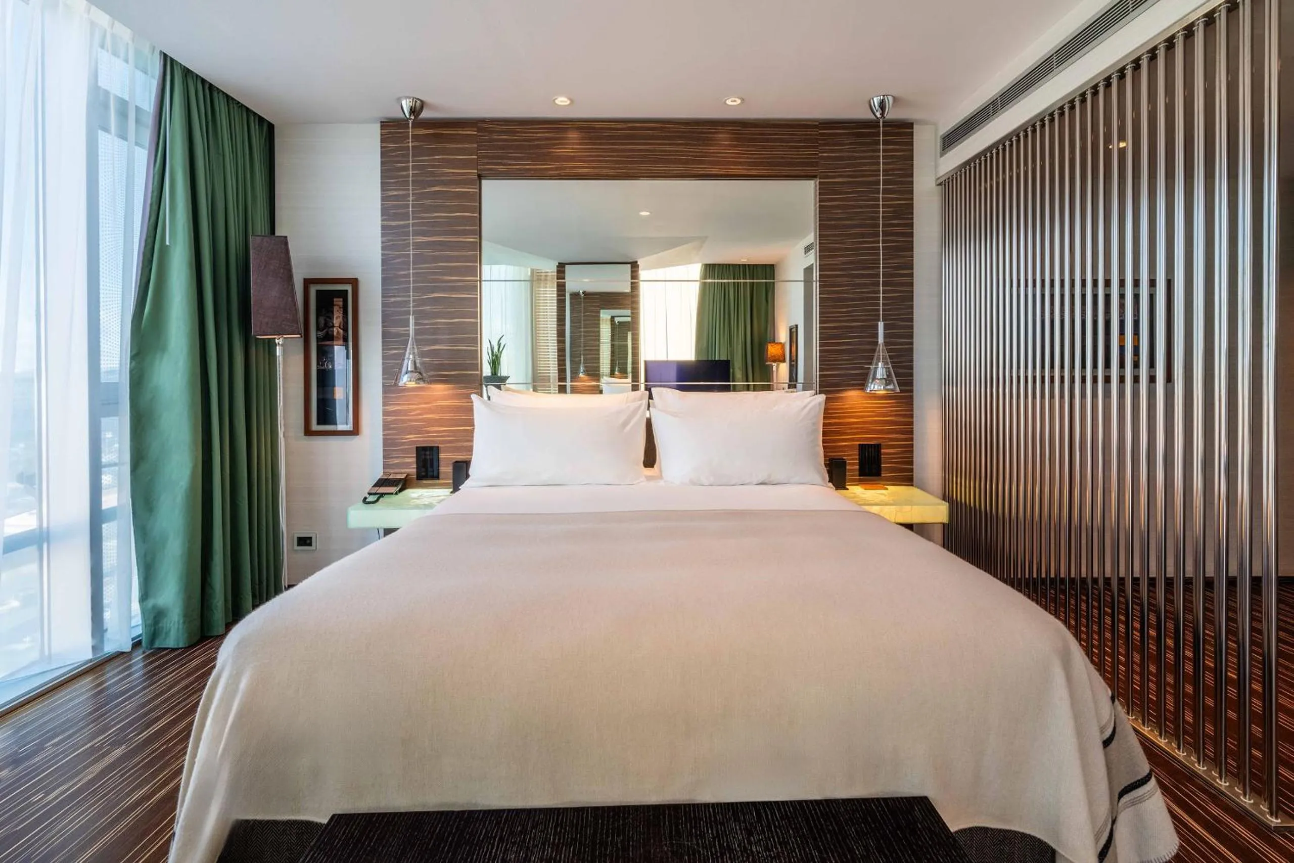 Harbor View Junior Suite in ROMEO Napoli