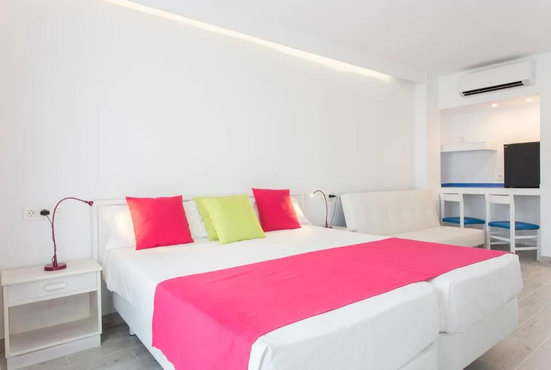 Standard Double Room in Guya Wave Hotel