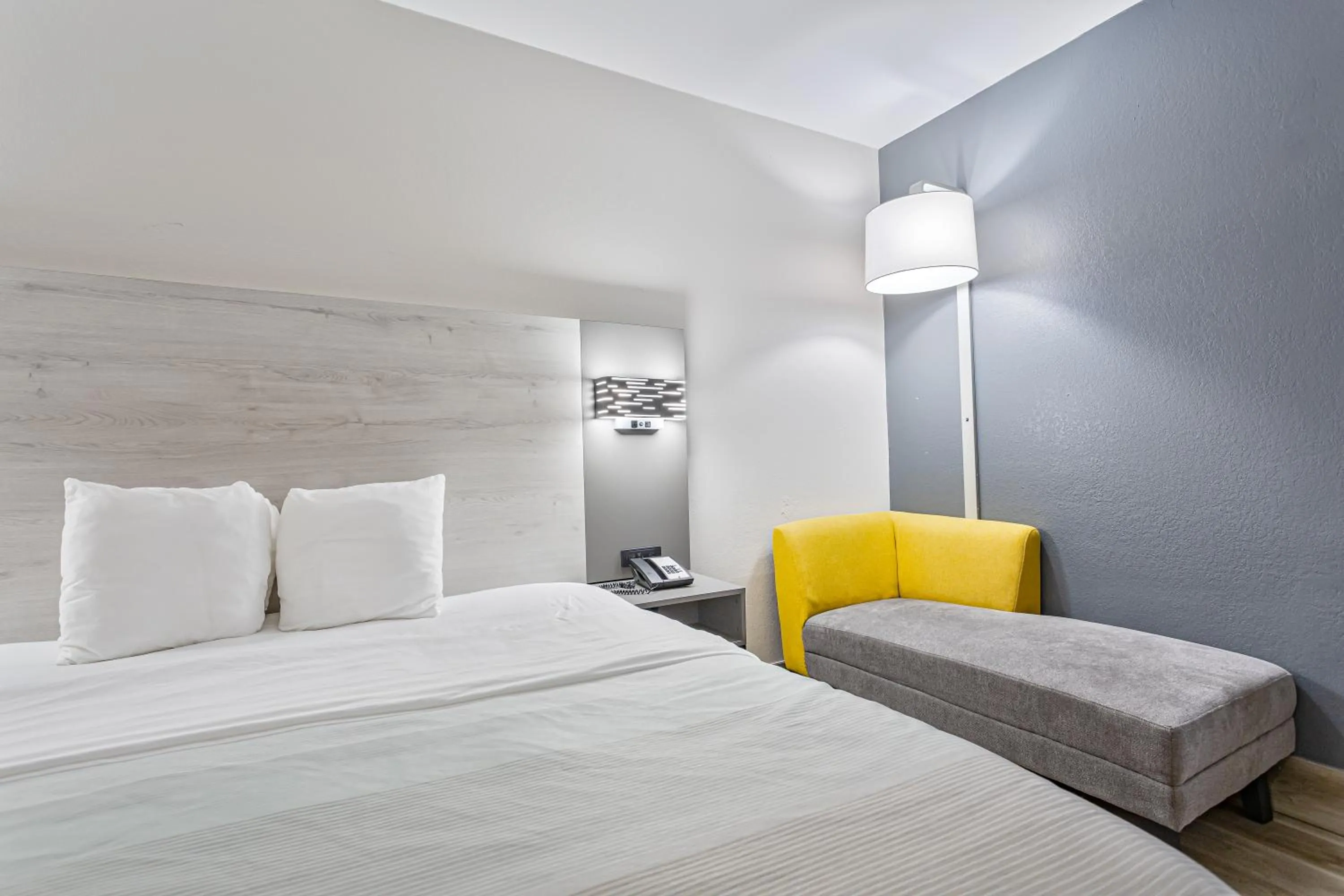 King Room - Accessible/Non-Smoking in Quality Inn Prattville I-65