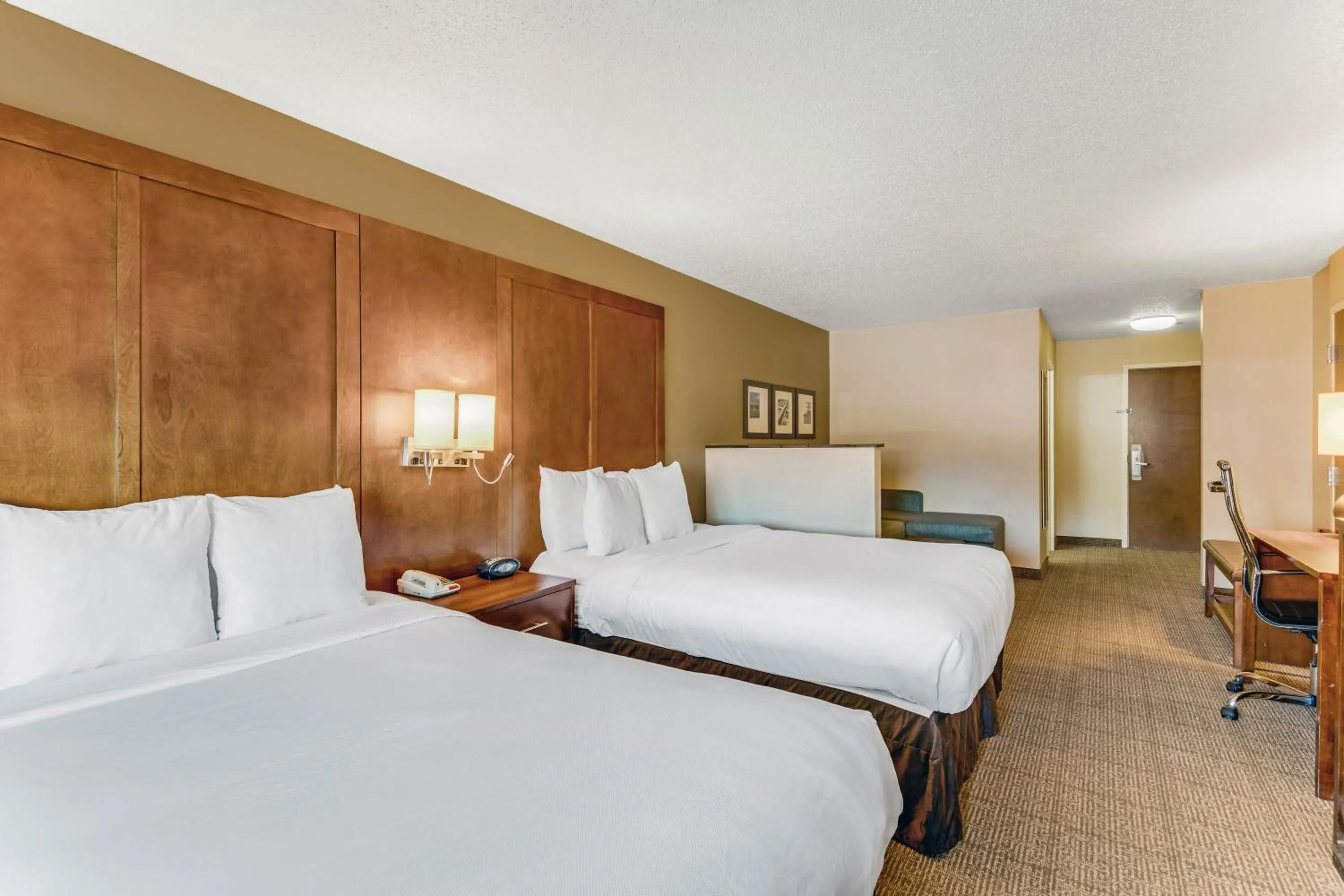 Double Room with Two Double Beds - Disability Access/Non-Smoking in Comfort Suites Huntsville MidCity District at Research Park