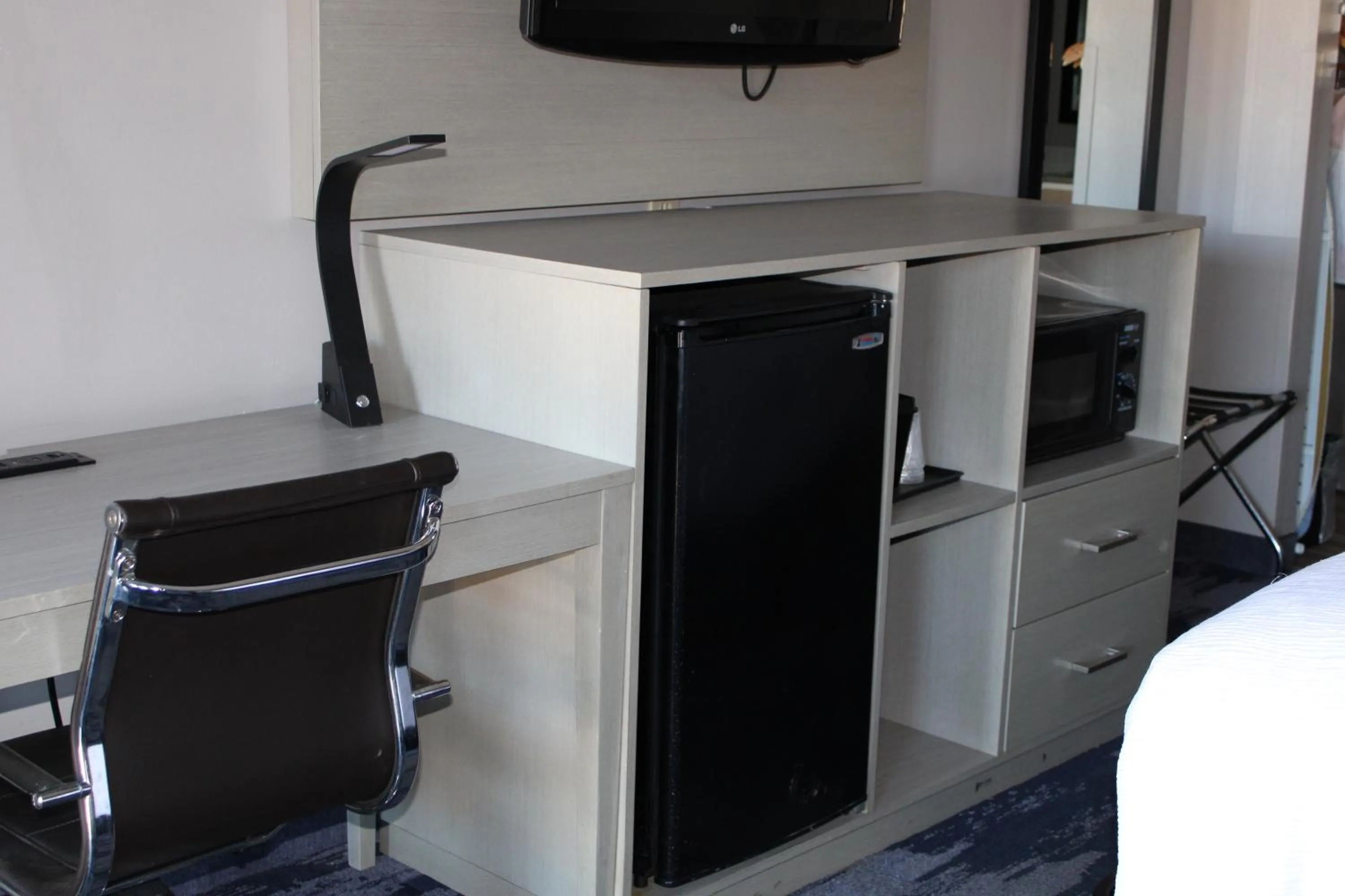 Standard Double Room with Two Double Beds - Smoking in Quality Inn Scottsboro US-72-Lake Guntersville Area