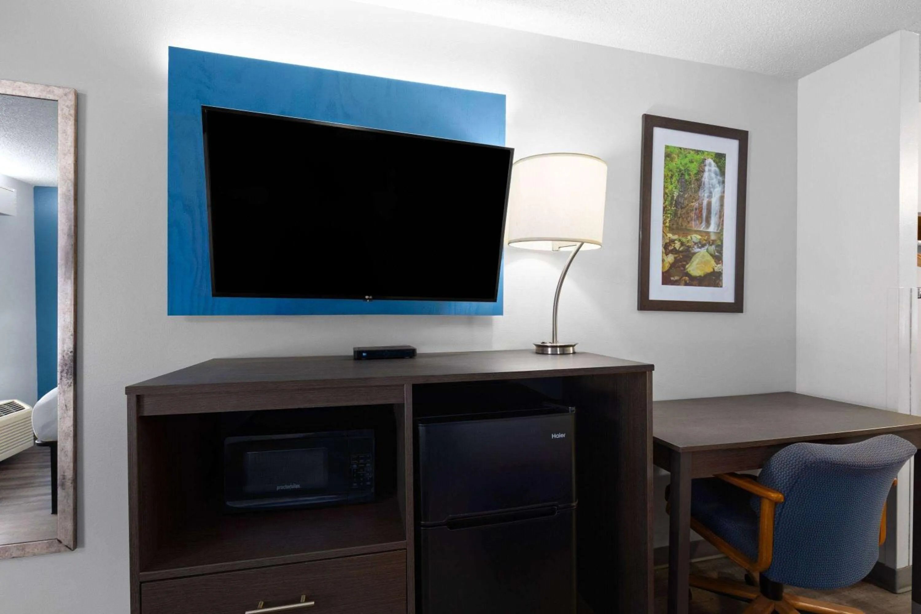 Double Room with Two Double Beds - Non-Smoking in Baymont by Wyndham Selma