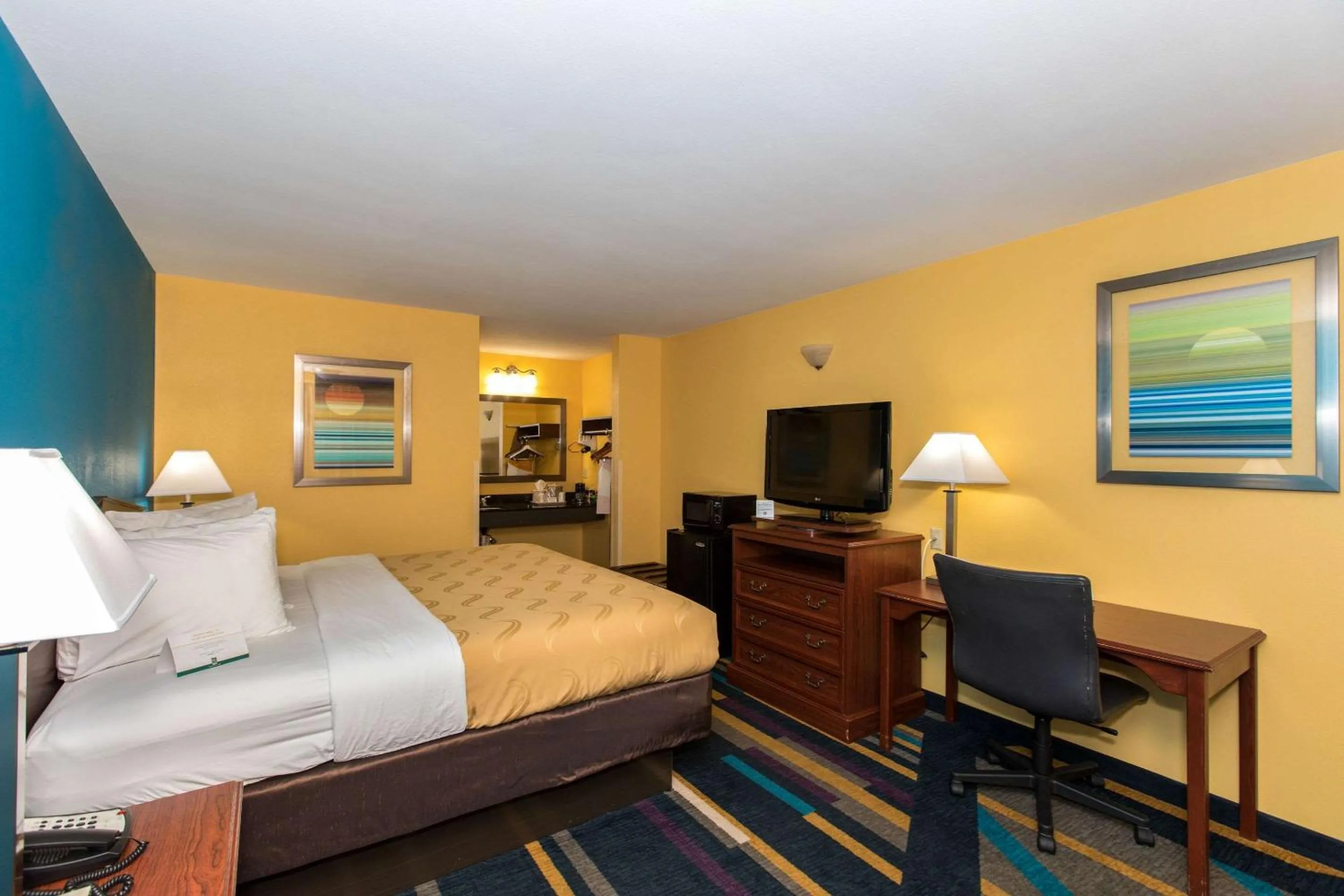 King Room - Smoking  in Quality Inn Albertville US 431