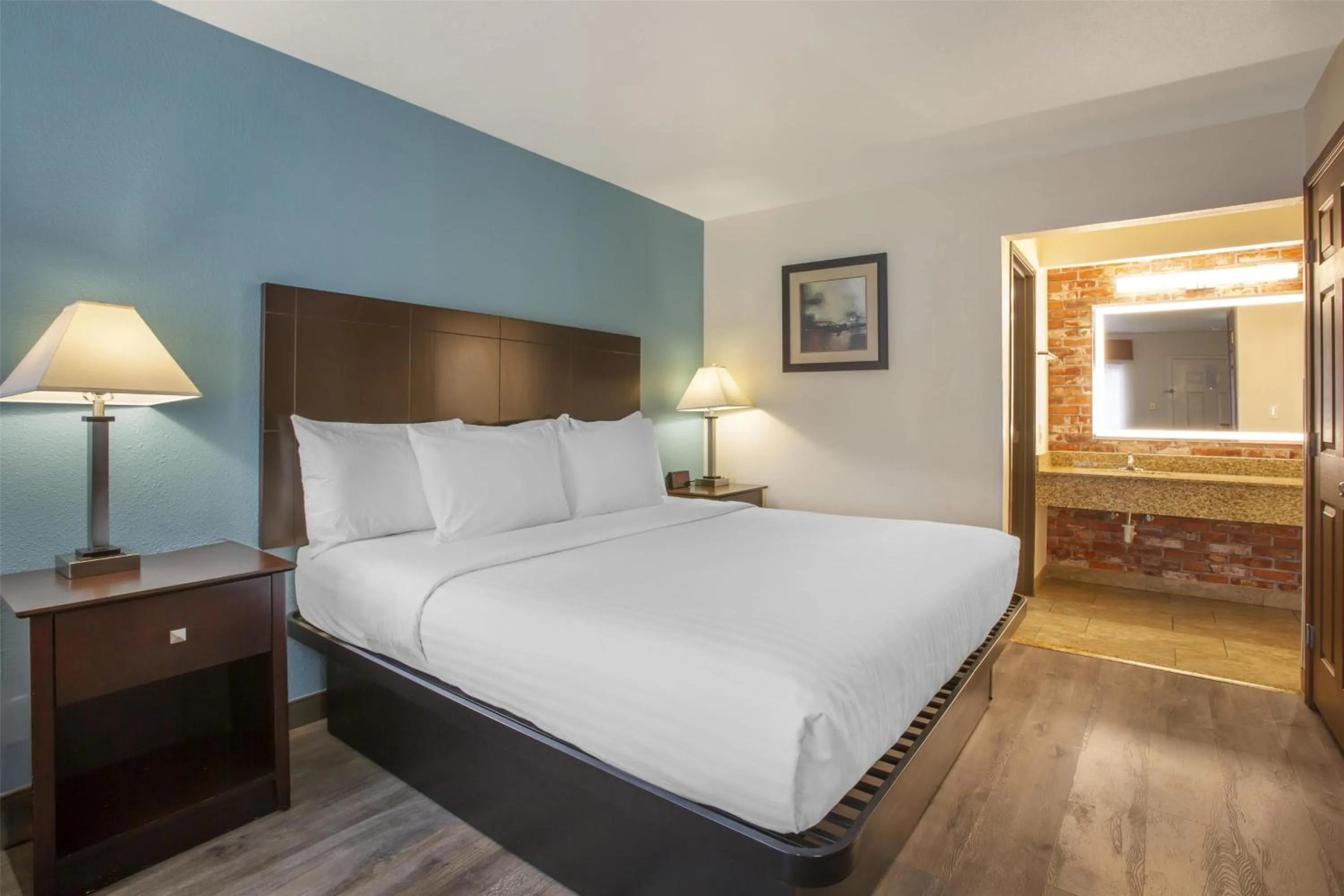 Queen Room - Non-Smoking in Best Western Copper Hills Inn