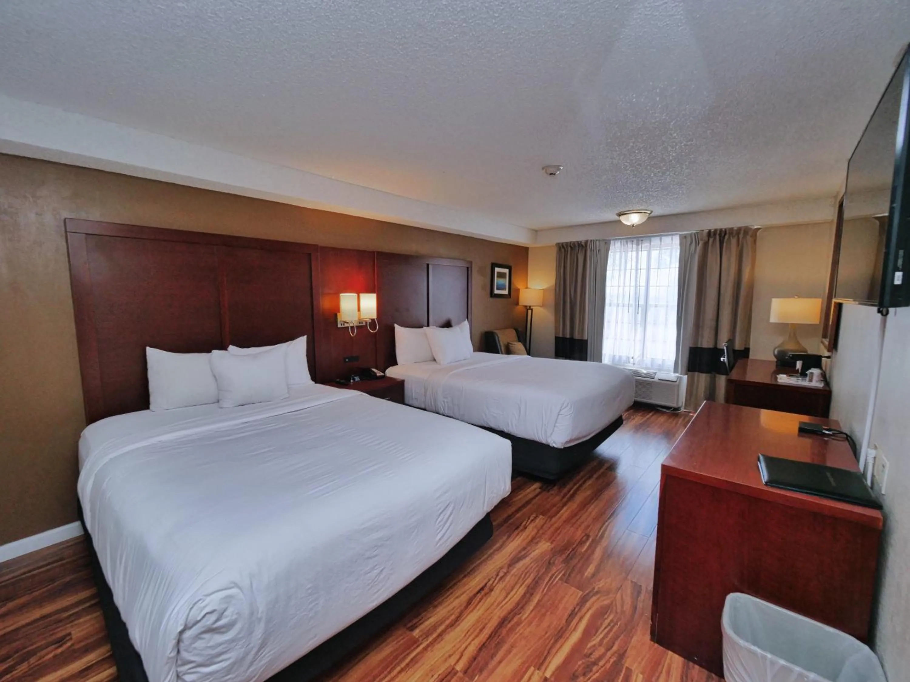 Queen Room with Two Queen Beds - Non-Smoking in Red Lion Inn & Suites Auburn