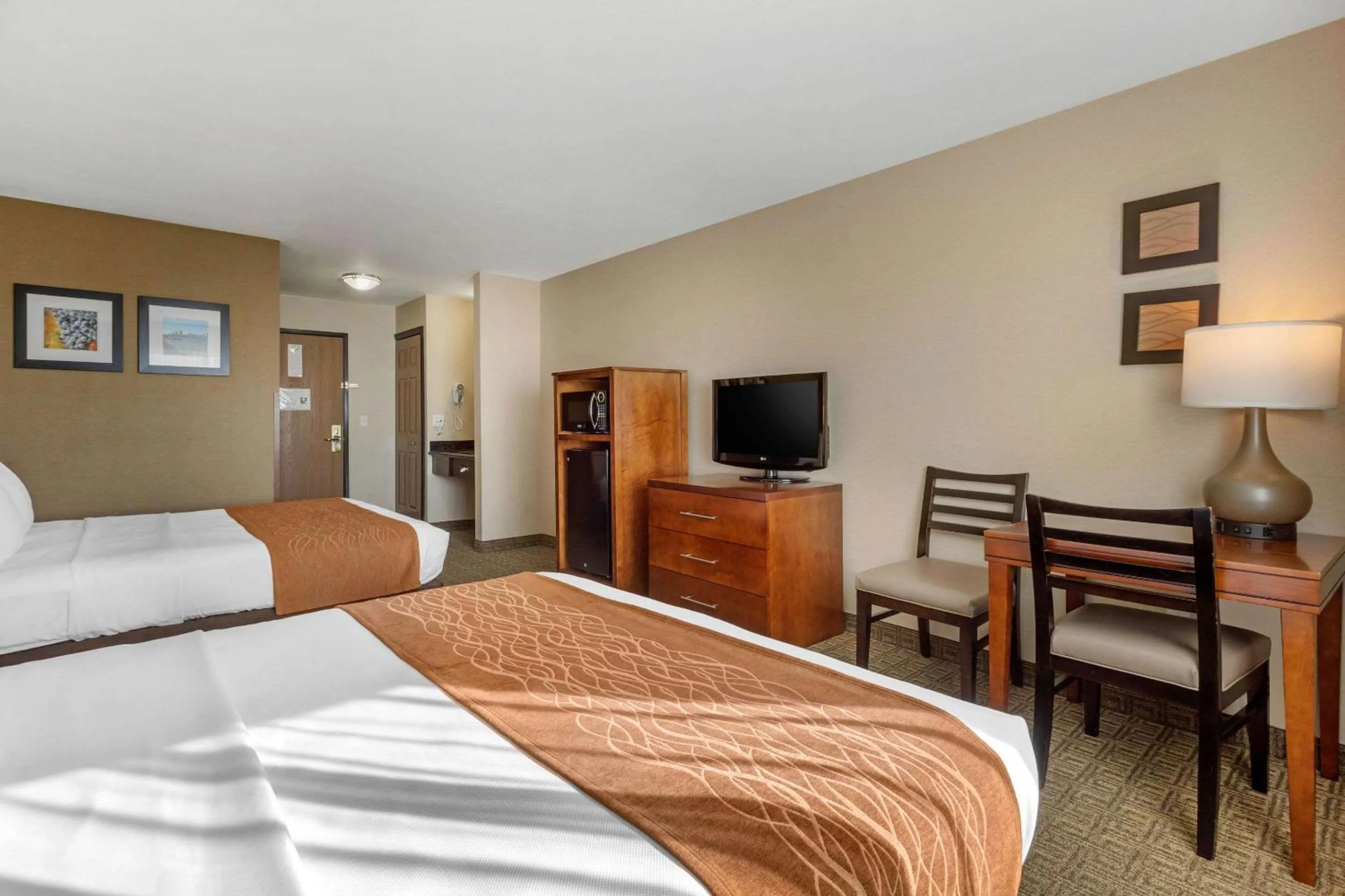 Standard Room, 2 Queen Beds, Non-Smoking in Comfort Inn & Suites Murrieta Temecula Wine Country