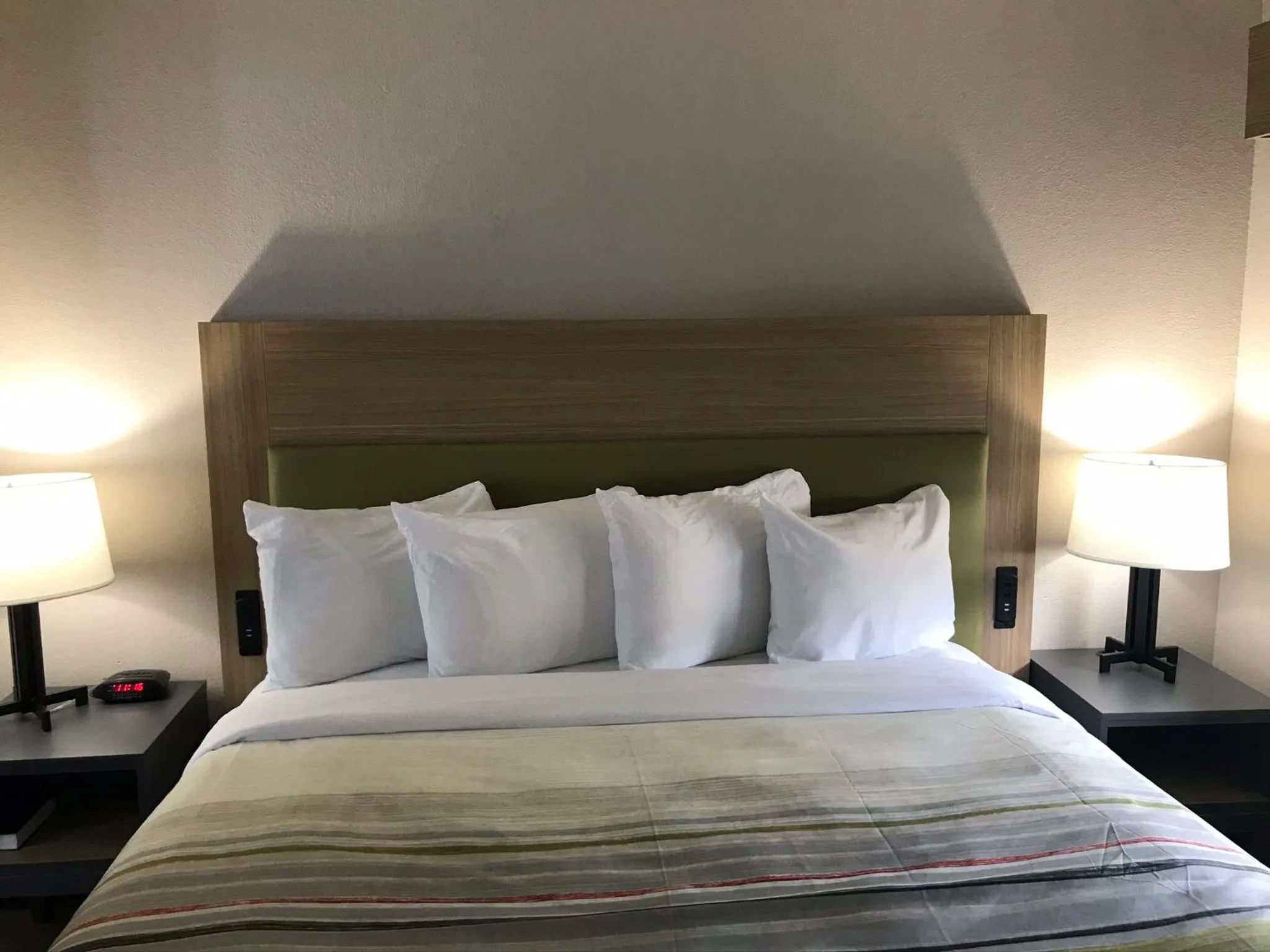 King Room - Non-Smoking in Country Inn & Suites by Radisson, Monterey Beachfront-Marina, CA