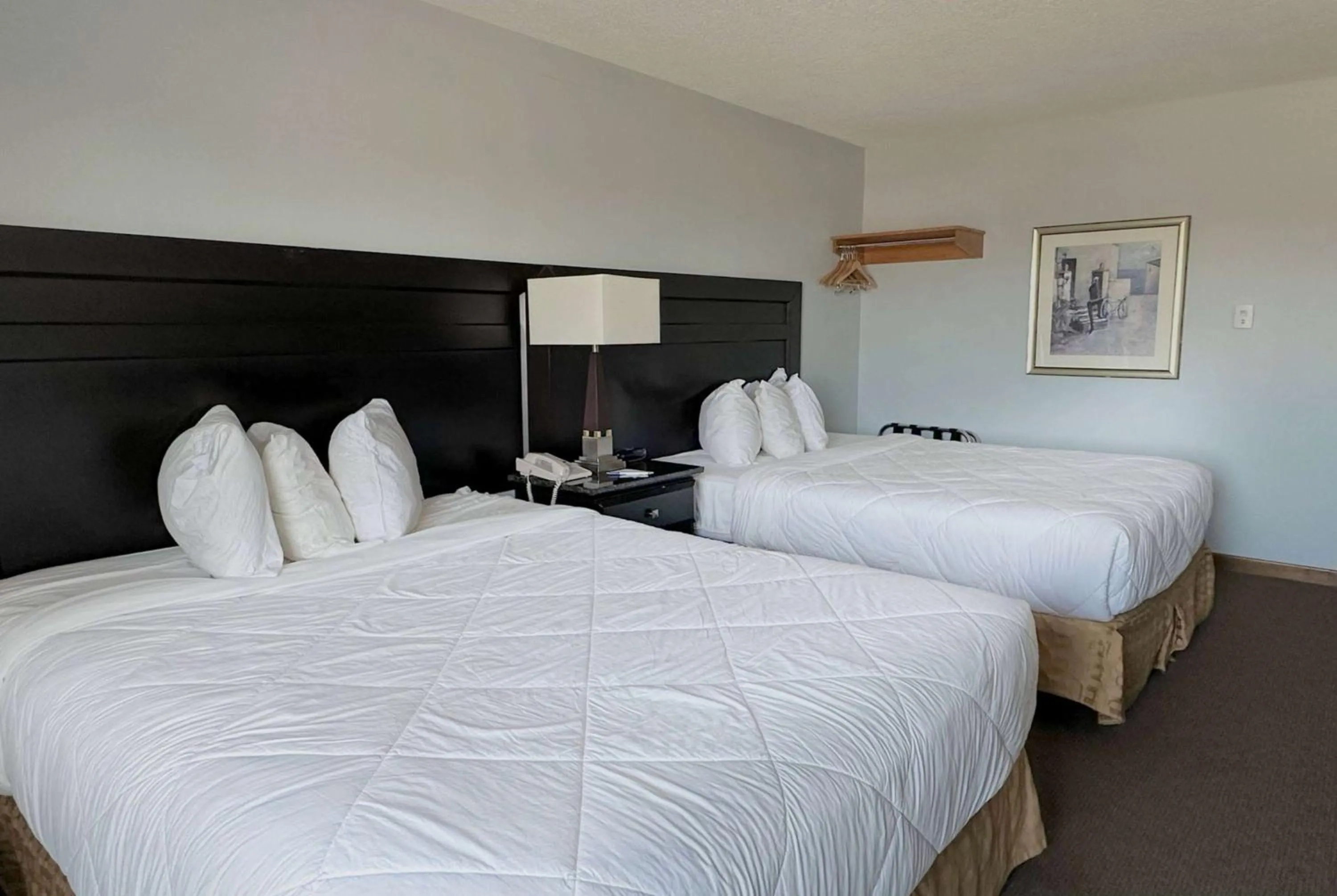 Queen Room with Two Queen Beds - Non-Smoking /  2nd Floor in Travelodge by Wyndham Welland