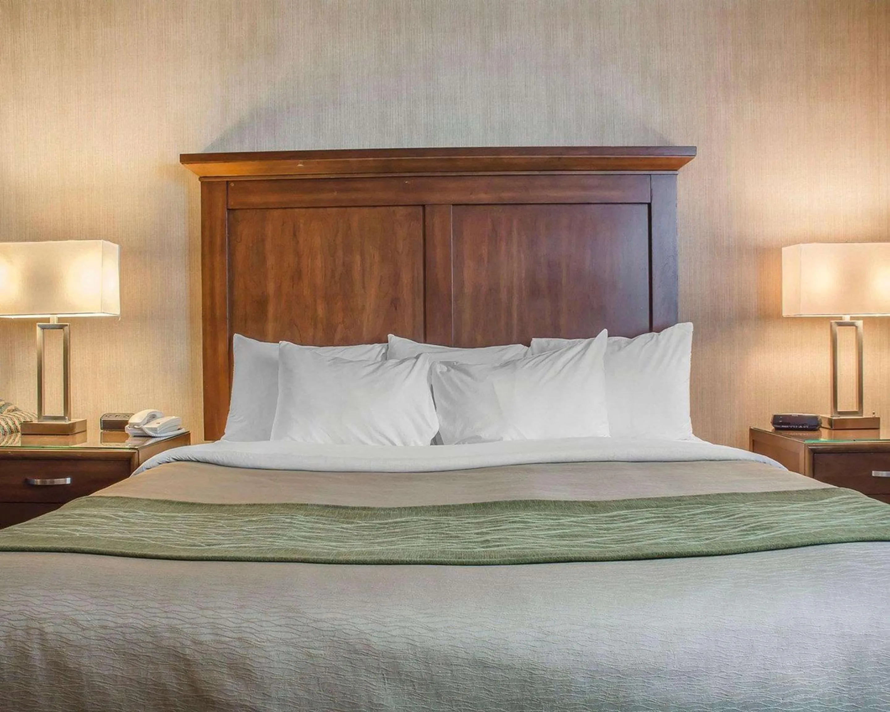 King Room - Non-Smoking in Comfort Inn