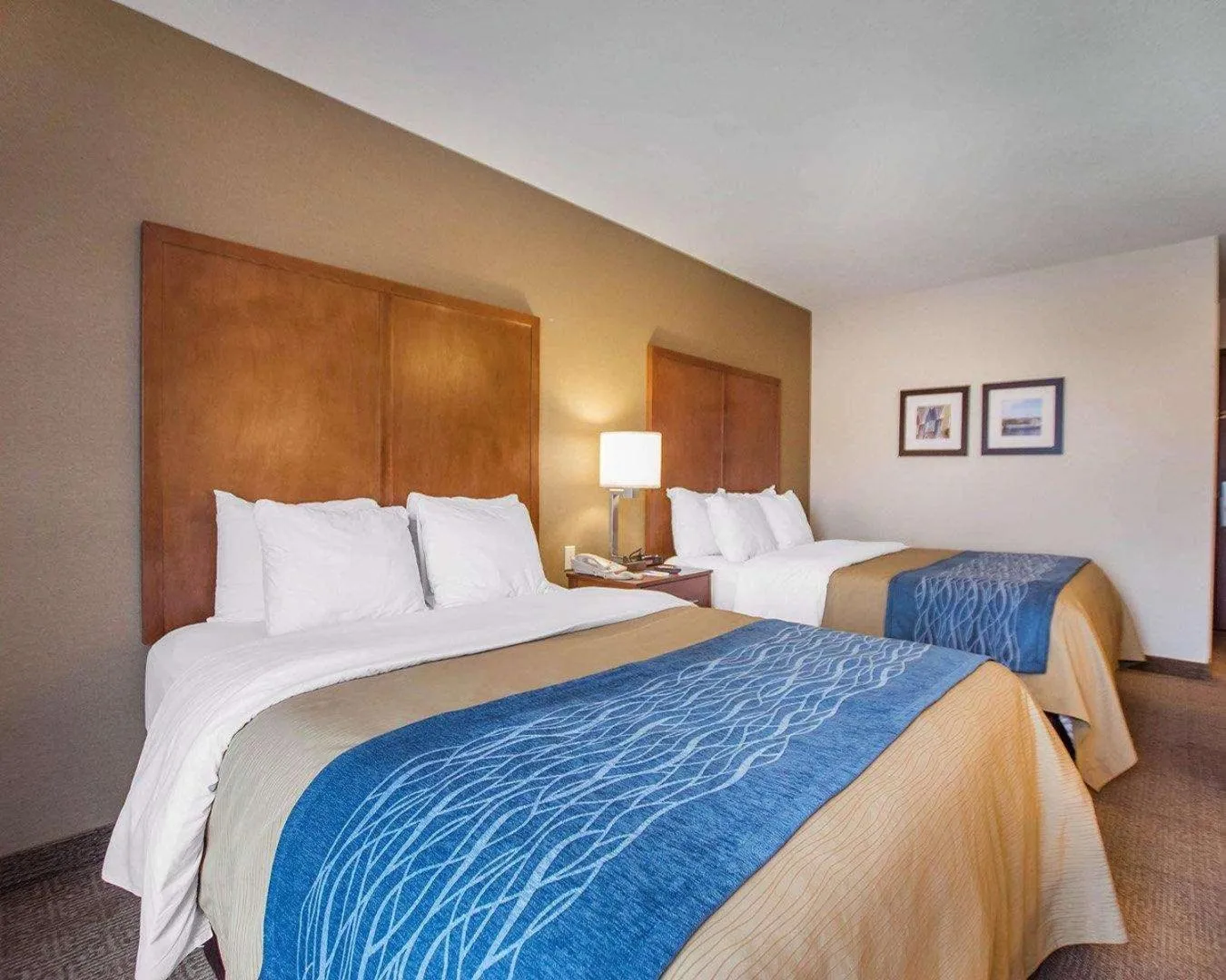 Double Room with Two Double Beds - Non-Smoking in Comfort Inn