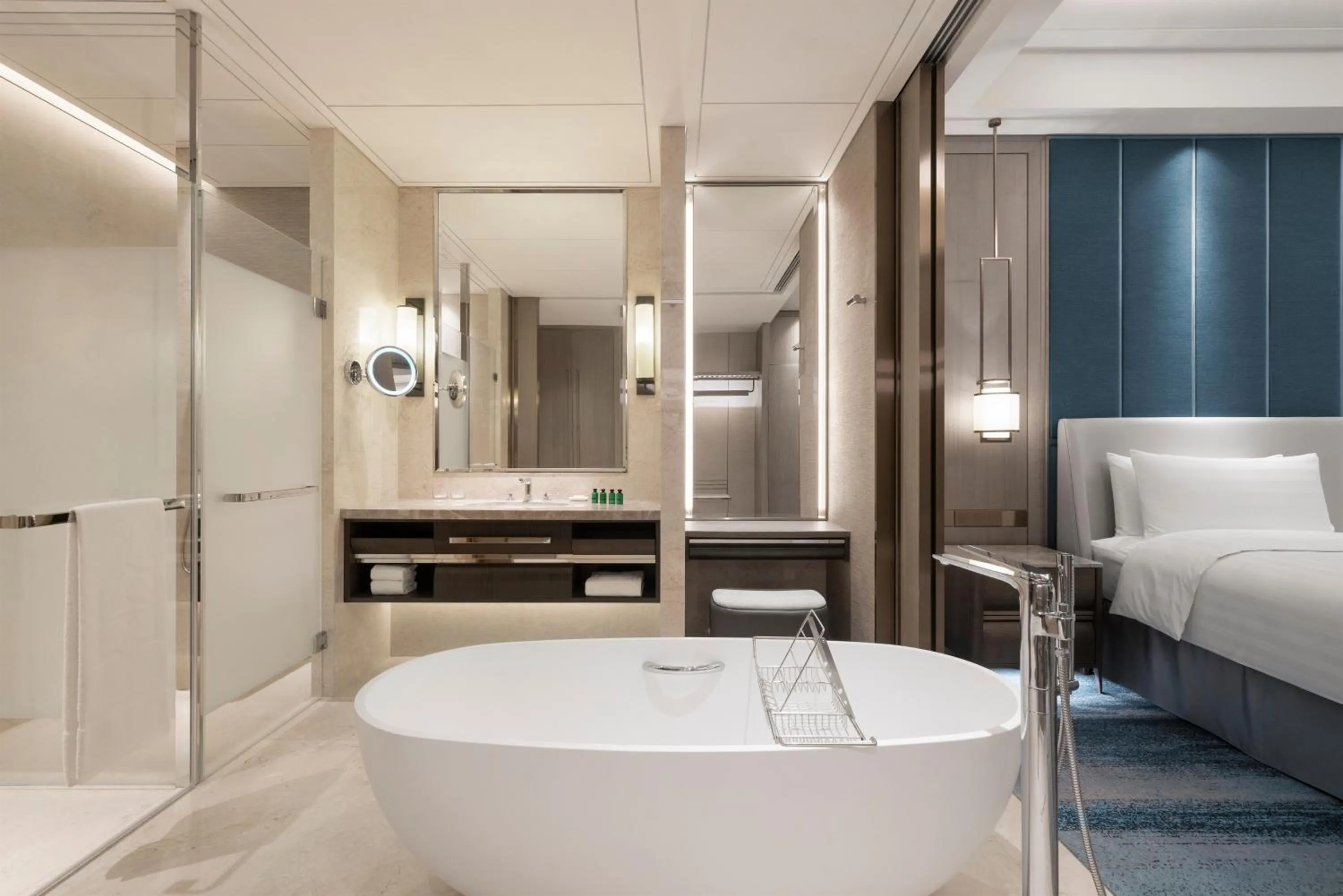 Deluxe Twin Room in Shangri-La Yuanqu, Suzhou